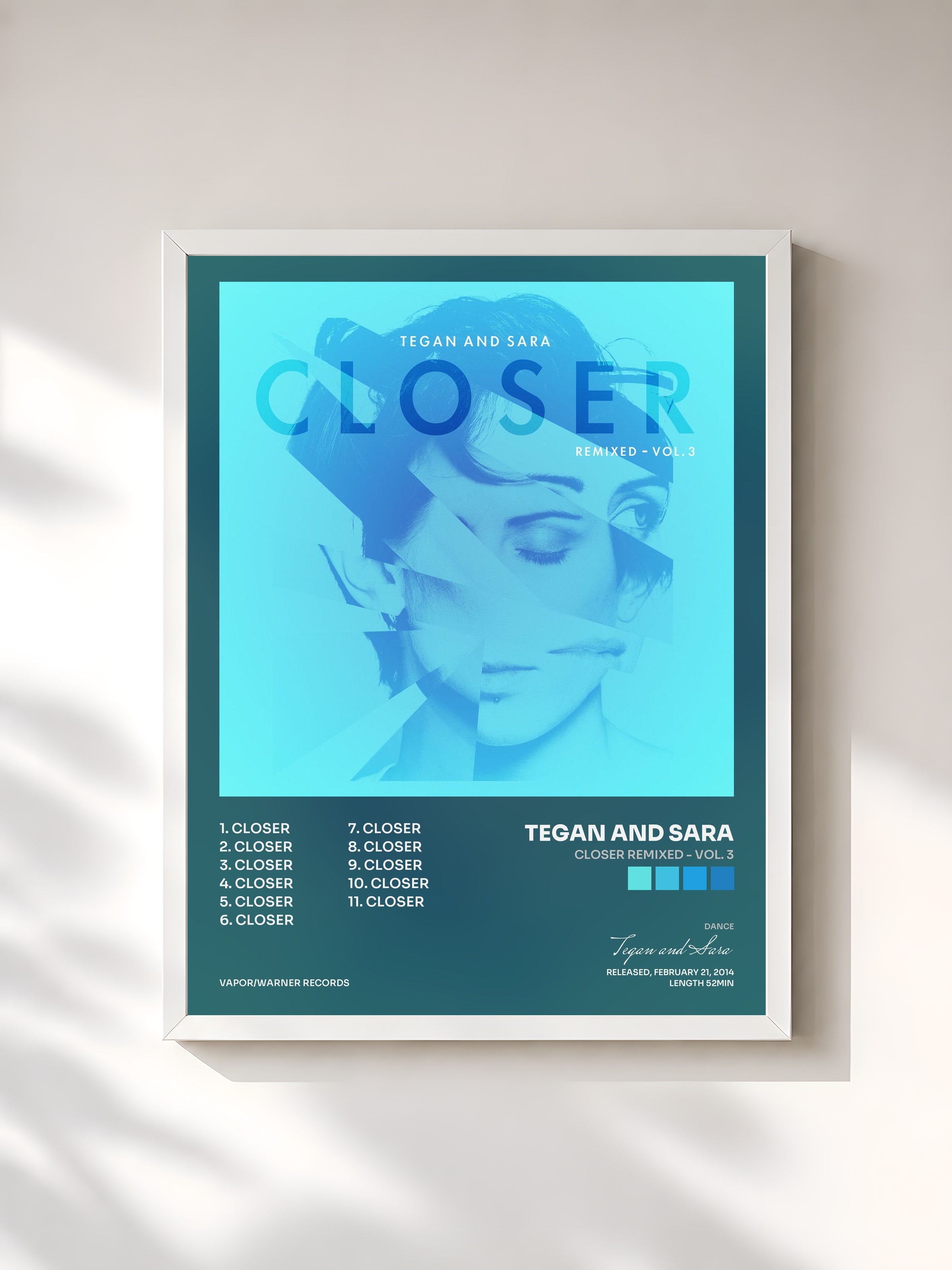 #blanc Tableau de l'album Closer Remixed - Vol. 3 de Tegan and Sara, cadre blanc, imprimé et encadré en France