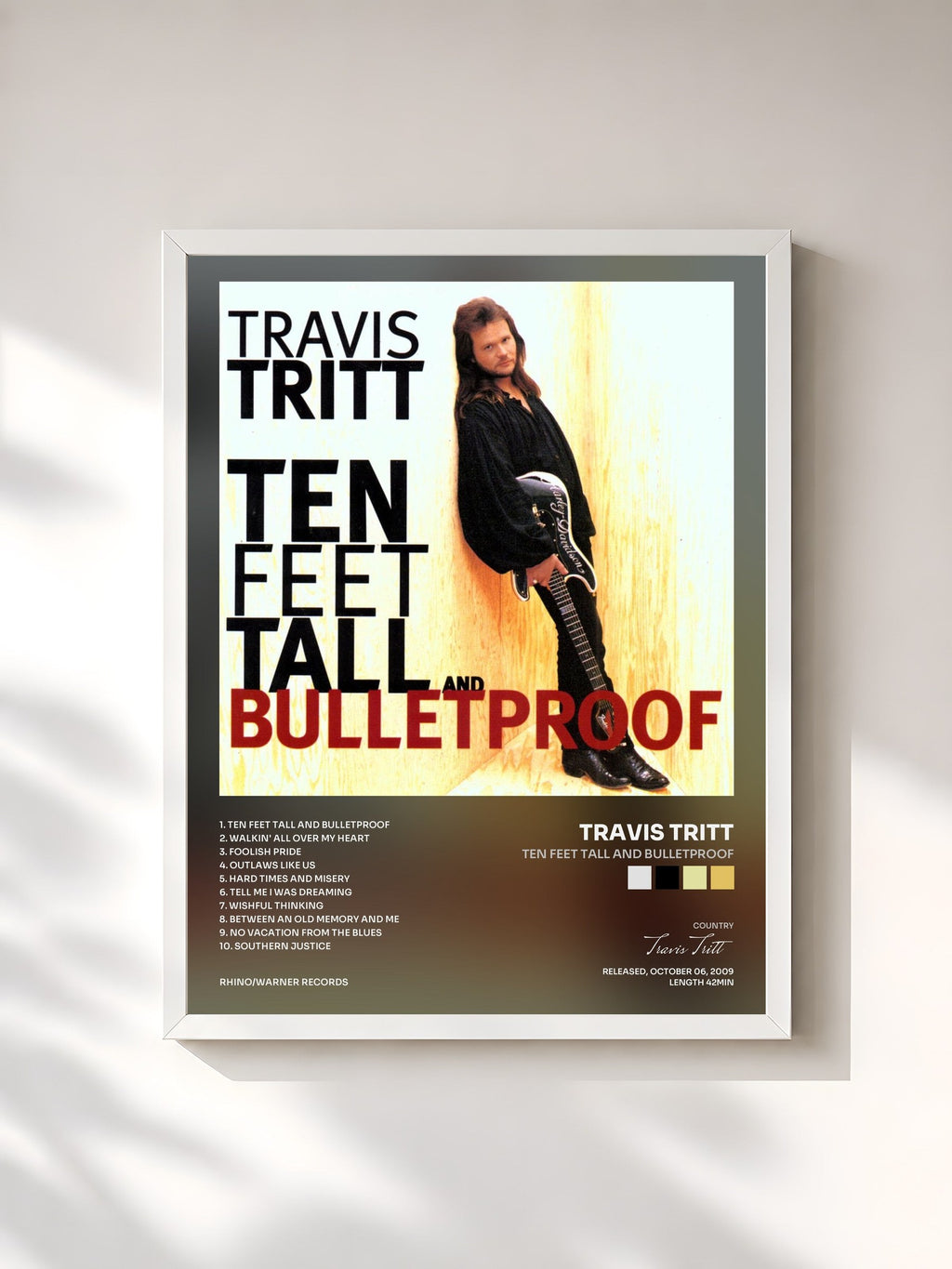 #blanc Ten Feet Tall and Bulletproof von Travis Tritt als gerahmter Kunstdruck, weißer Rahmen, gedruckt und gerahmt in Frankreich