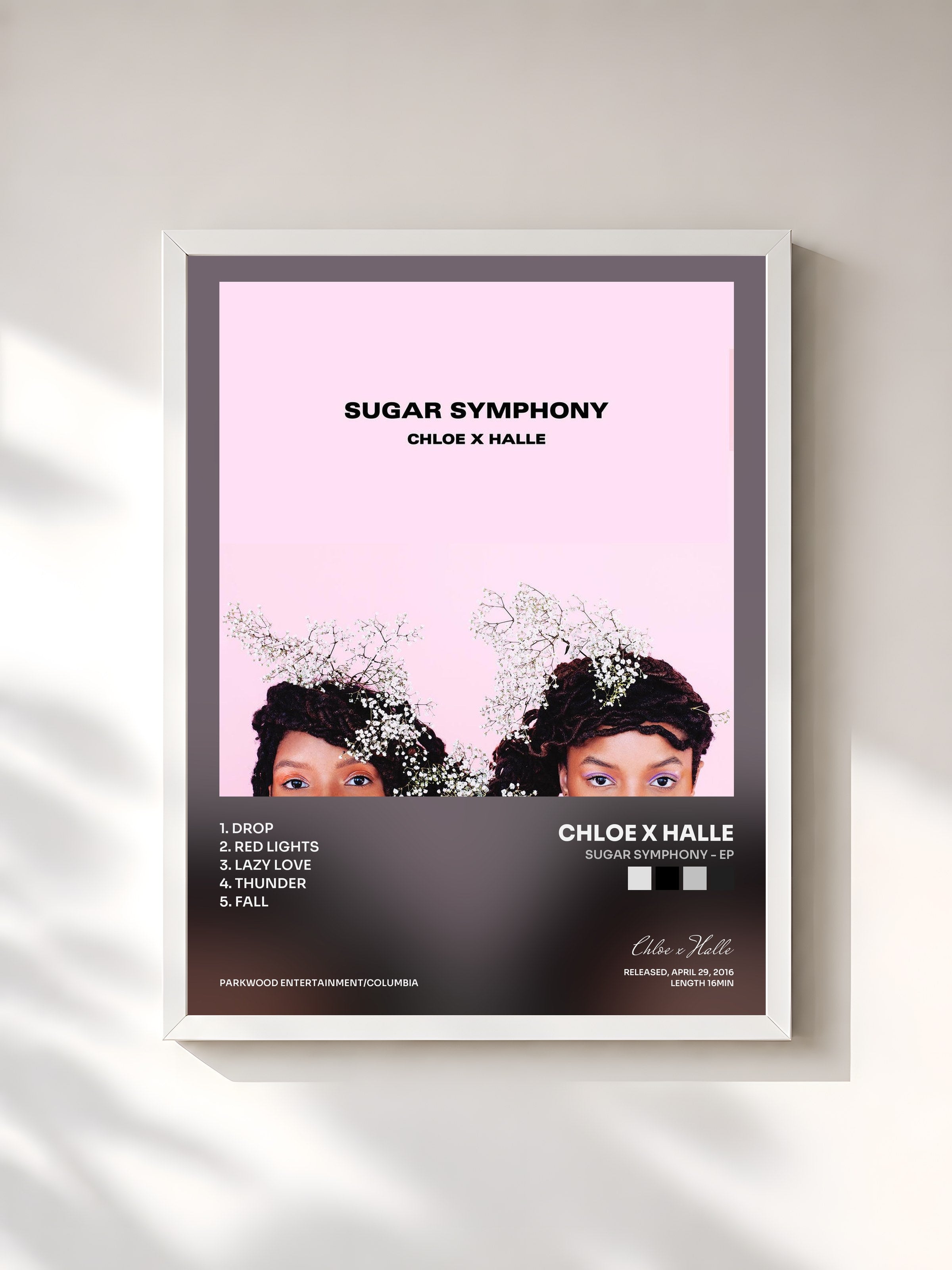 #blanc Tableau de l'album Sugar Symphony - EP de Chloe x Halle, cadre blanc, imprimé et encadré en France
