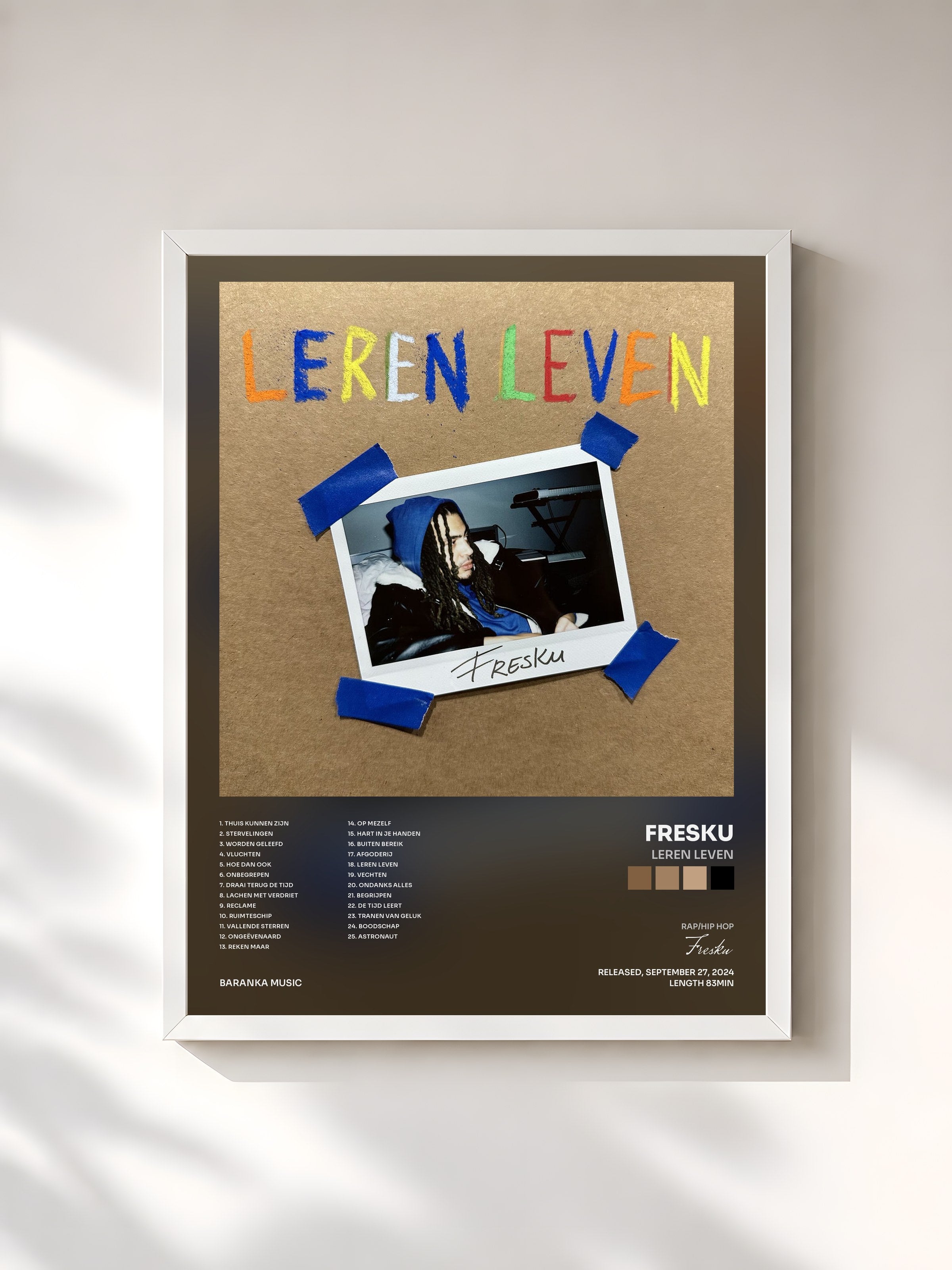 #blanc Tableau de l'album Leren Leven de Fresku, cadre blanc, imprimé et encadré en France