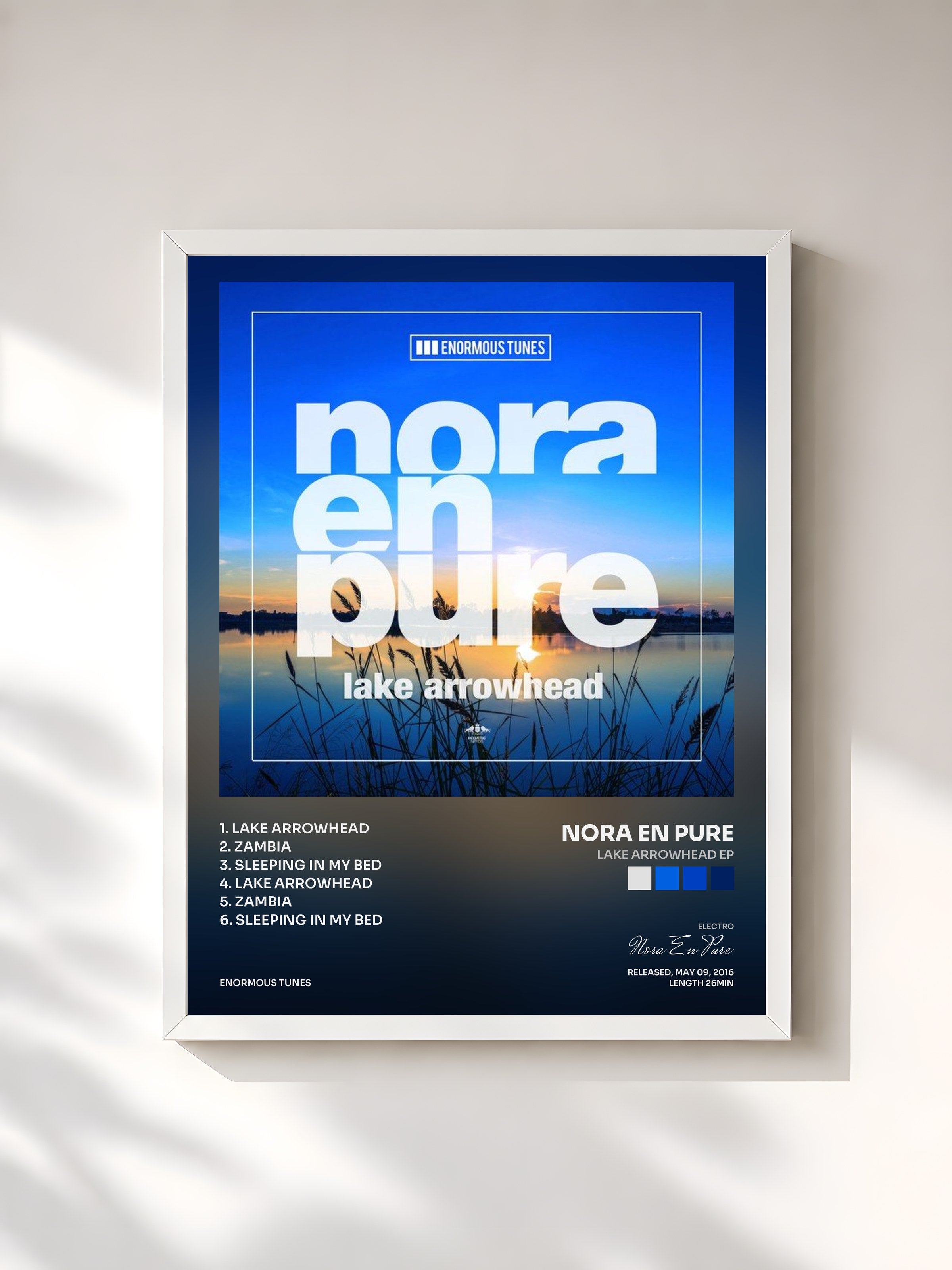 #blanc Tableau de l'album Lake Arrowhead EP de Nora En Pure, cadre blanc, imprimé et encadré en France