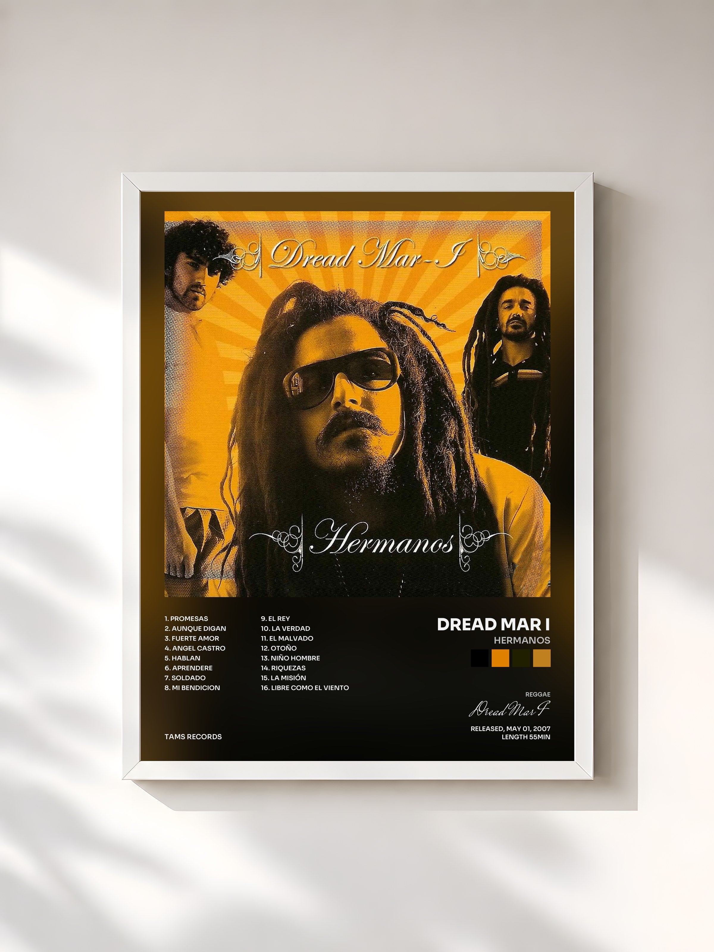 #blanc Tableau de l'album Hermanos de Dread Mar I, cadre blanc, imprimé et encadré en France