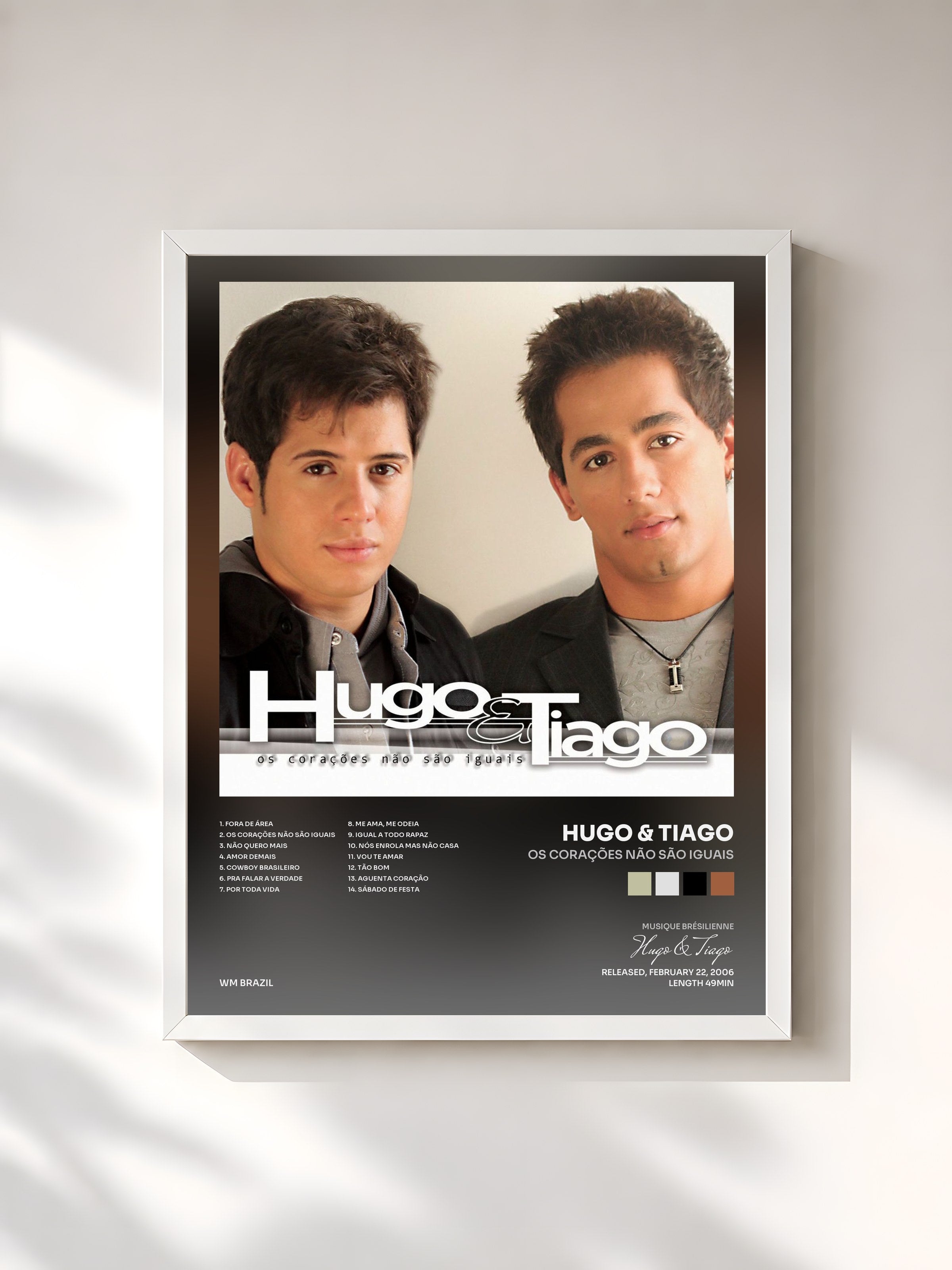 #blanc Tableau de l'album Os Corações Não São Iguais de Hugo & Tiago, cadre blanc, imprimé et encadré en France