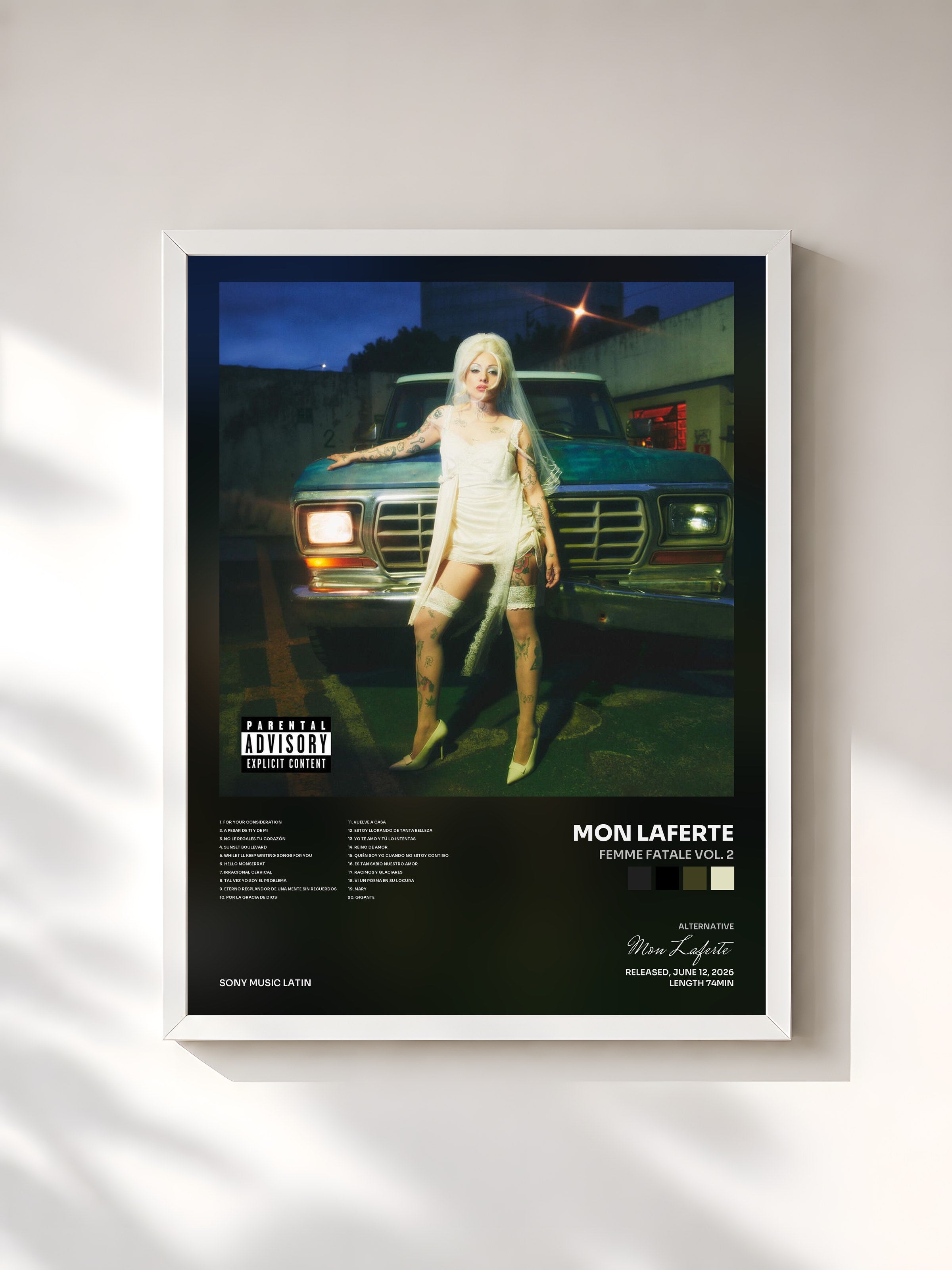 #blanc Tableau de l'album Femme Fatale Vol. 2 de Mon Laferte, cadre blanc, imprimé et encadré en France