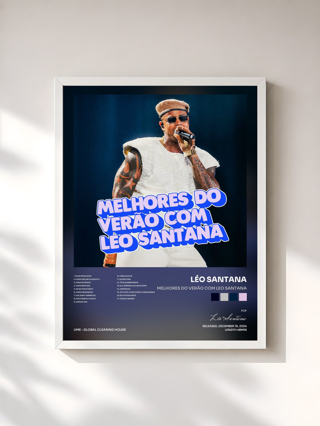#blanc Tableau de l'album Melhores do Verão com Leo Santana de Léo Santana, cadre blanc, imprimé et encadré en France