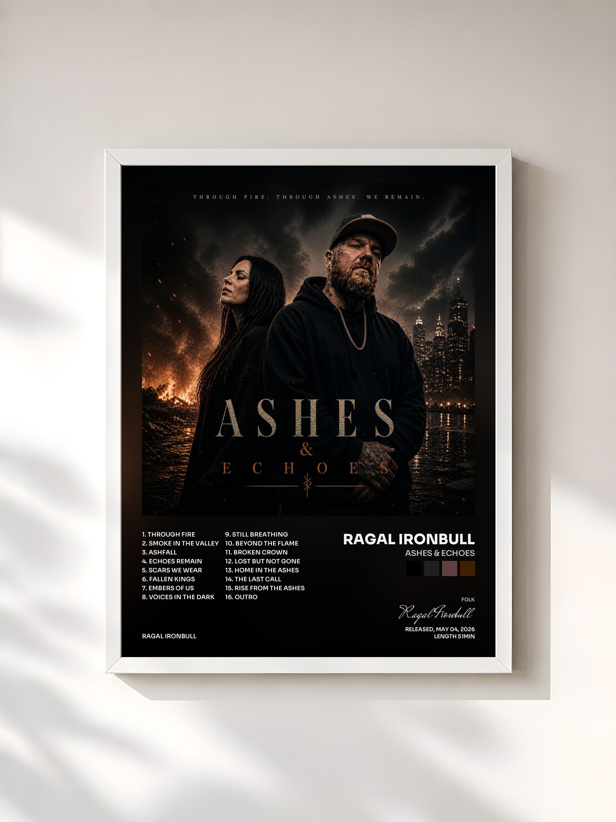 #blanc Tableau de l'album ASHES & ECHOES de Ragal Ironbull, cadre blanc, imprimé et encadré en France