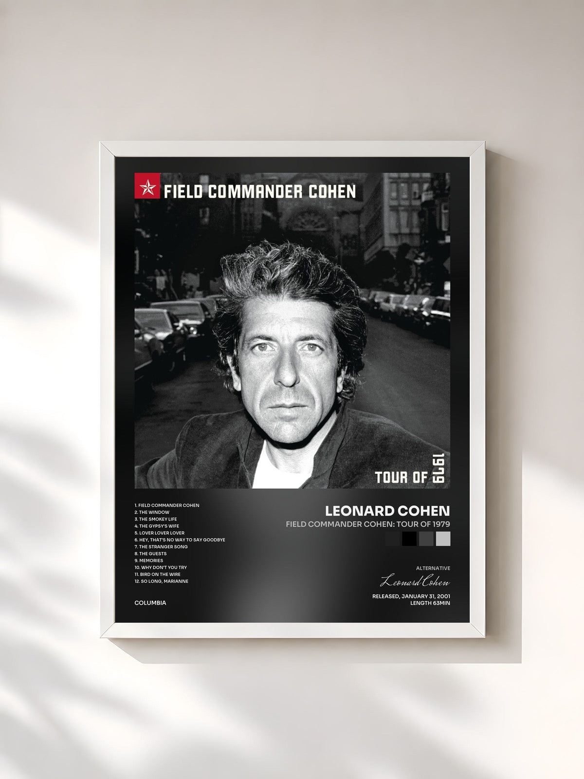 #blanc Tableau de l'album Field Commander Cohen: Tour of 1979 de Leonard Cohen, cadre blanc, imprimé et encadré en France