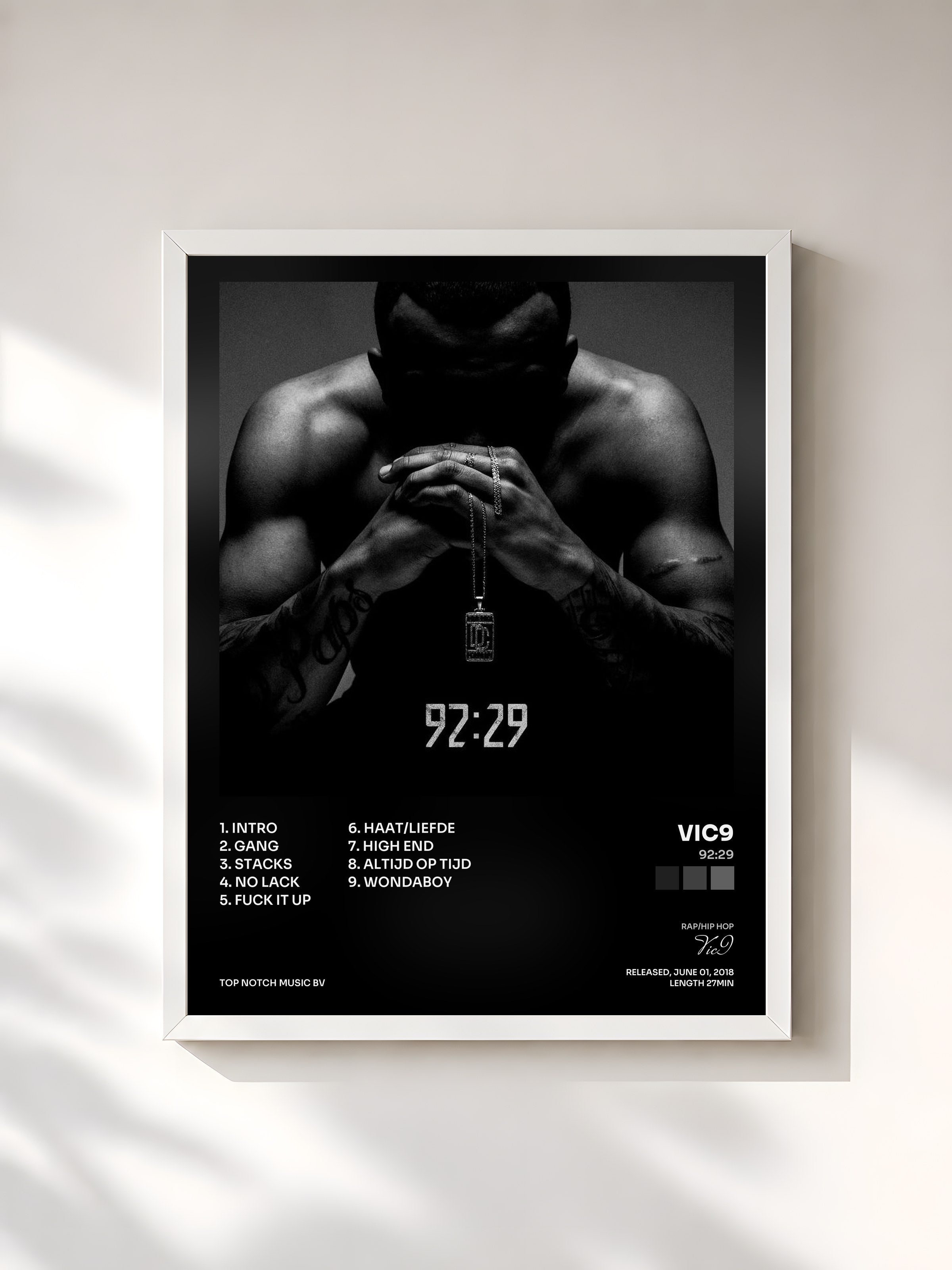 #blanc Tableau de l'album 92:29 de Vic9, cadre blanc, imprimé et encadré en France