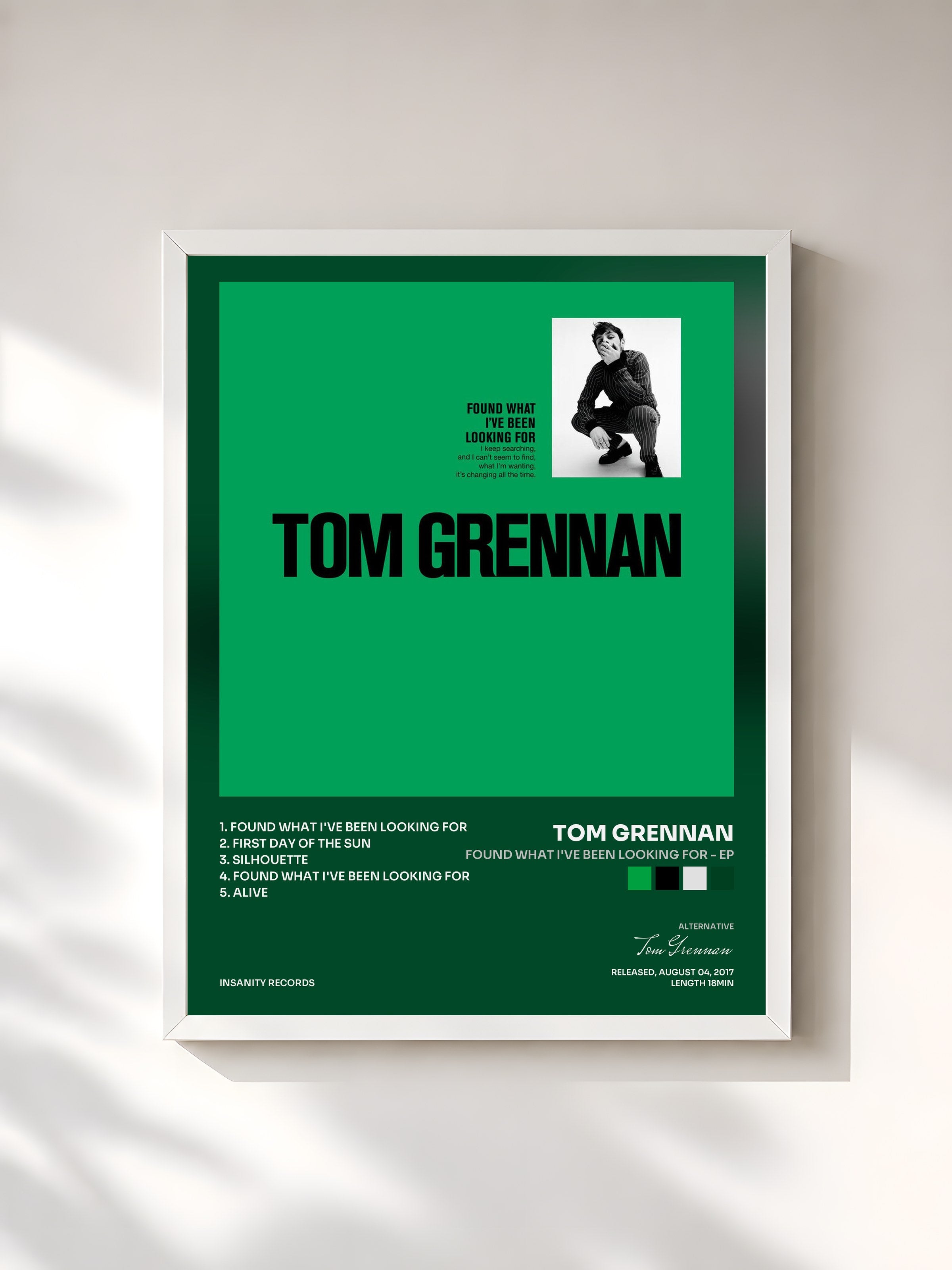 #blanc Tableau de l'album Found What I've Been Looking For - EP de Tom Grennan, cadre blanc, imprimé et encadré en France