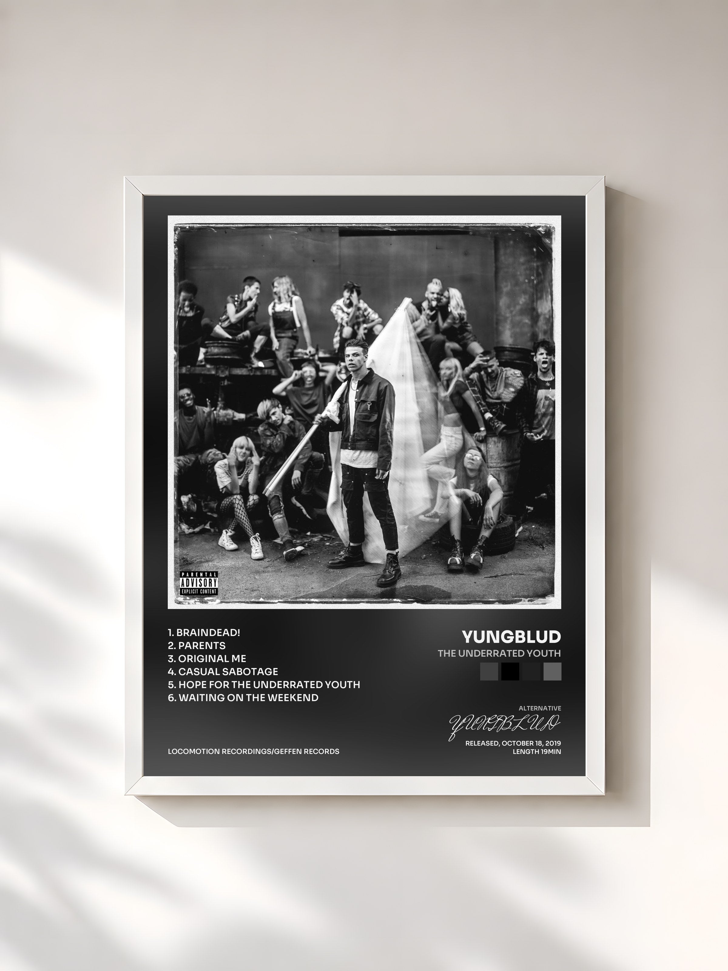 #blanc Tableau de l'album the underrated youth de YUNGBLUD, cadre blanc, imprimé et encadré en France