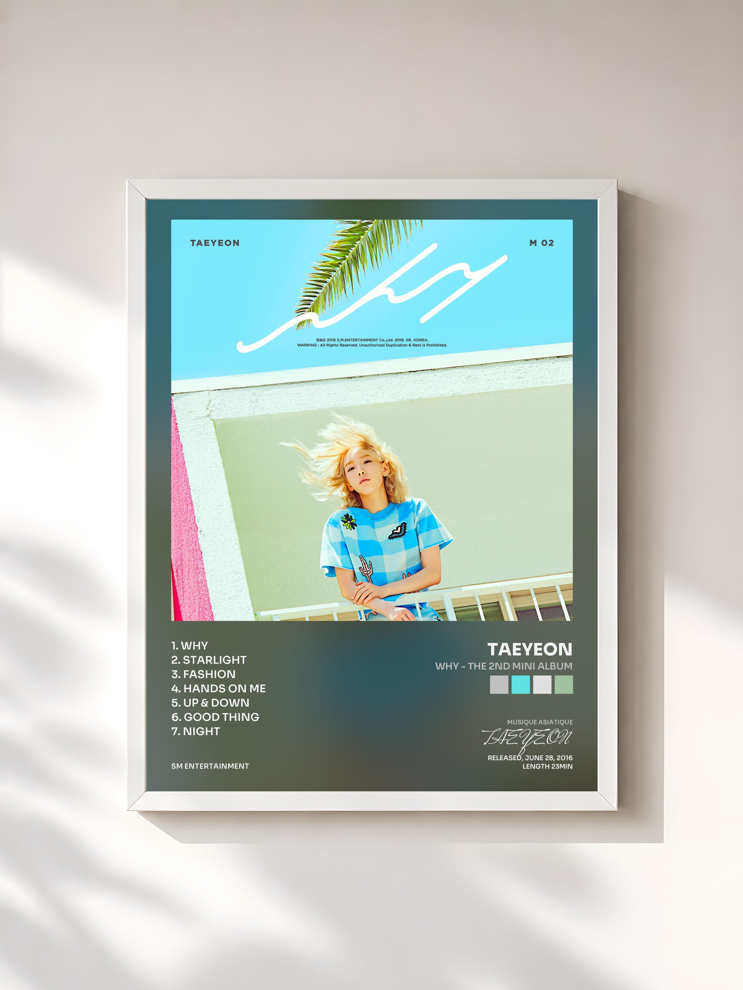 #blanc Tableau de l'album Why - The 2nd Mini Album de TAEYEON, cadre blanc, imprimé et encadré en France