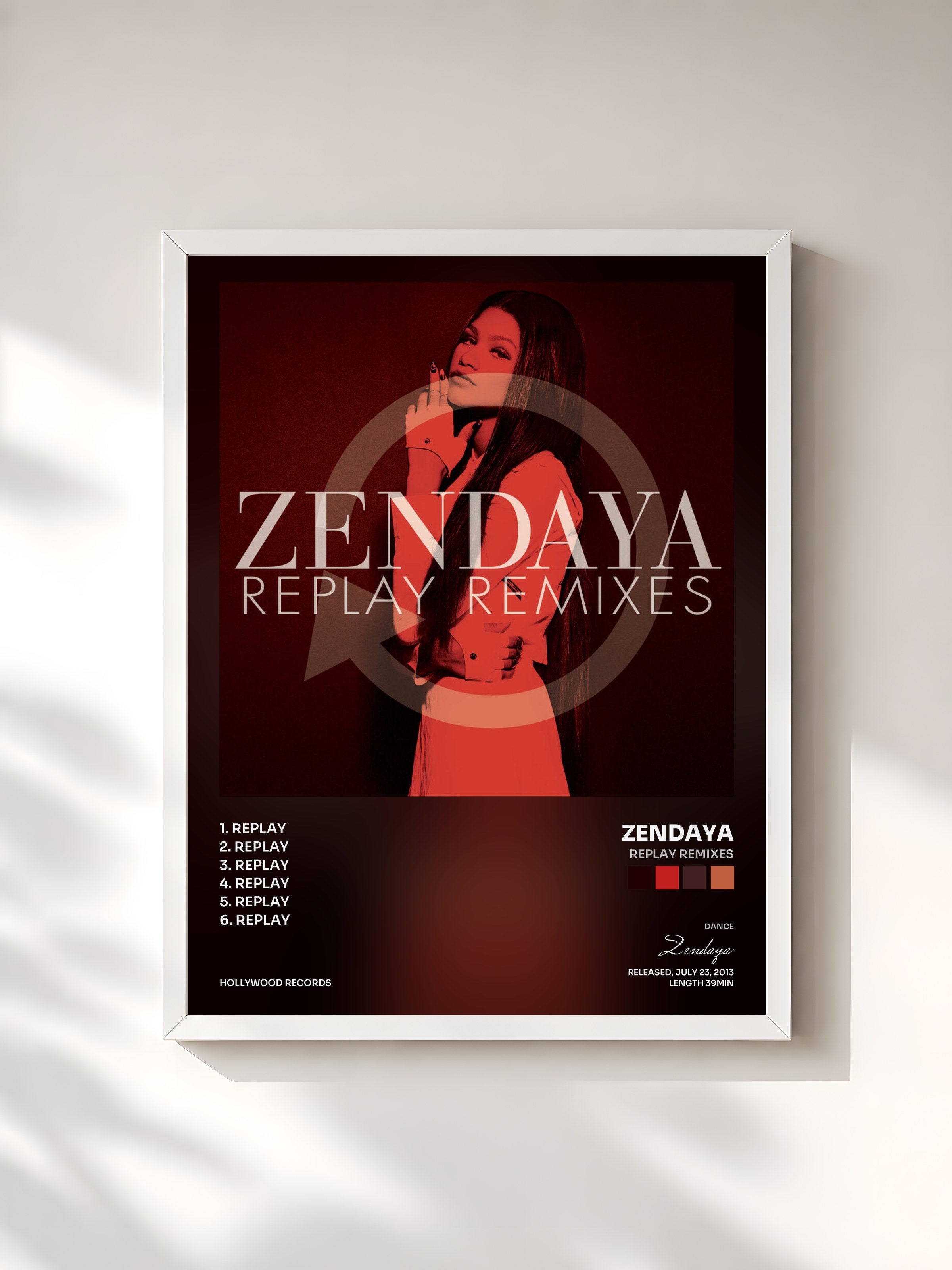 #blanc Tableau de l'album Replay Remixes de Zendaya, cadre blanc, imprimé et encadré en France