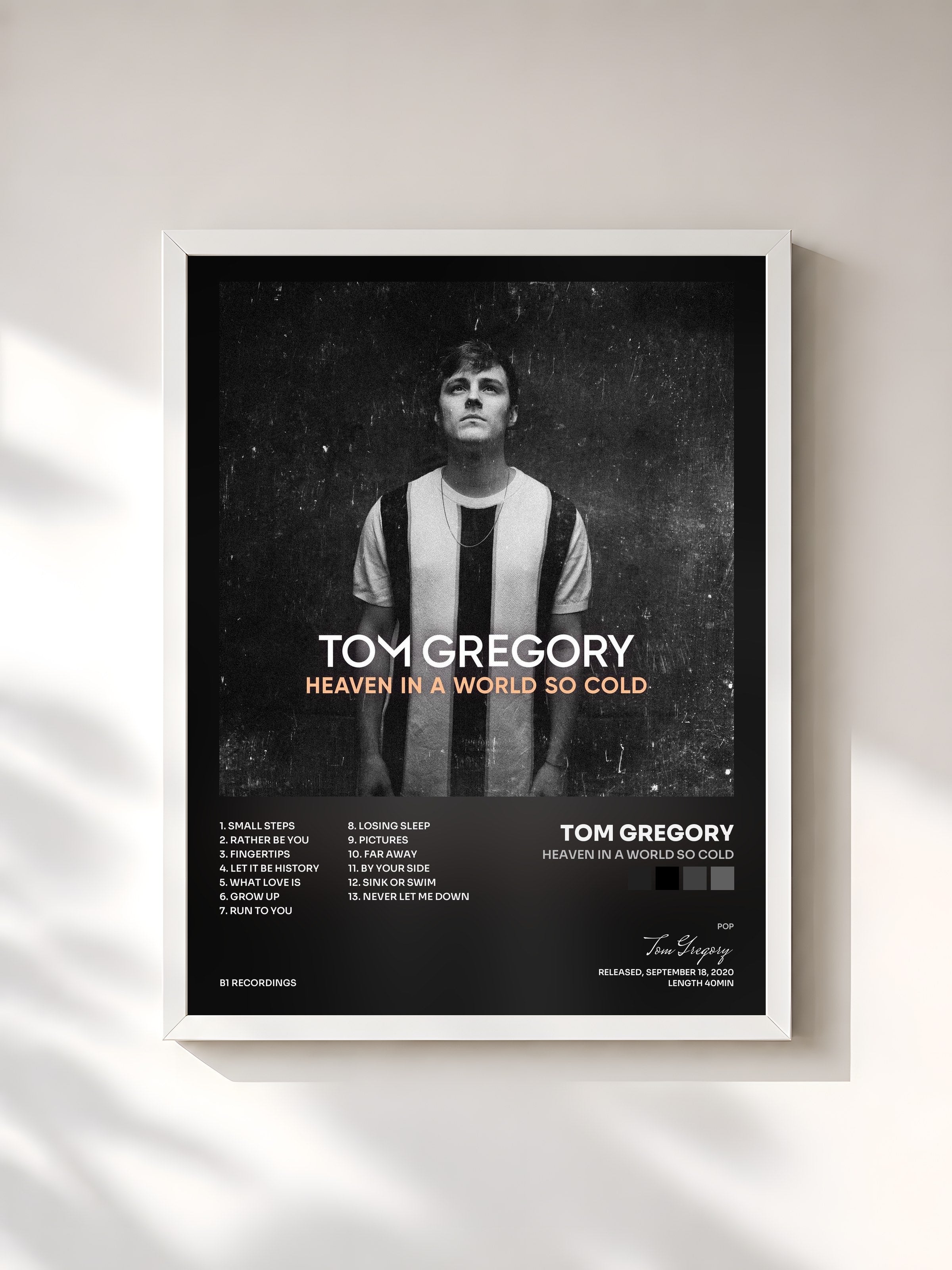 #blanc Tableau de l'album Heaven In A World So Cold de Tom Gregory, cadre blanc, imprimé et encadré en France