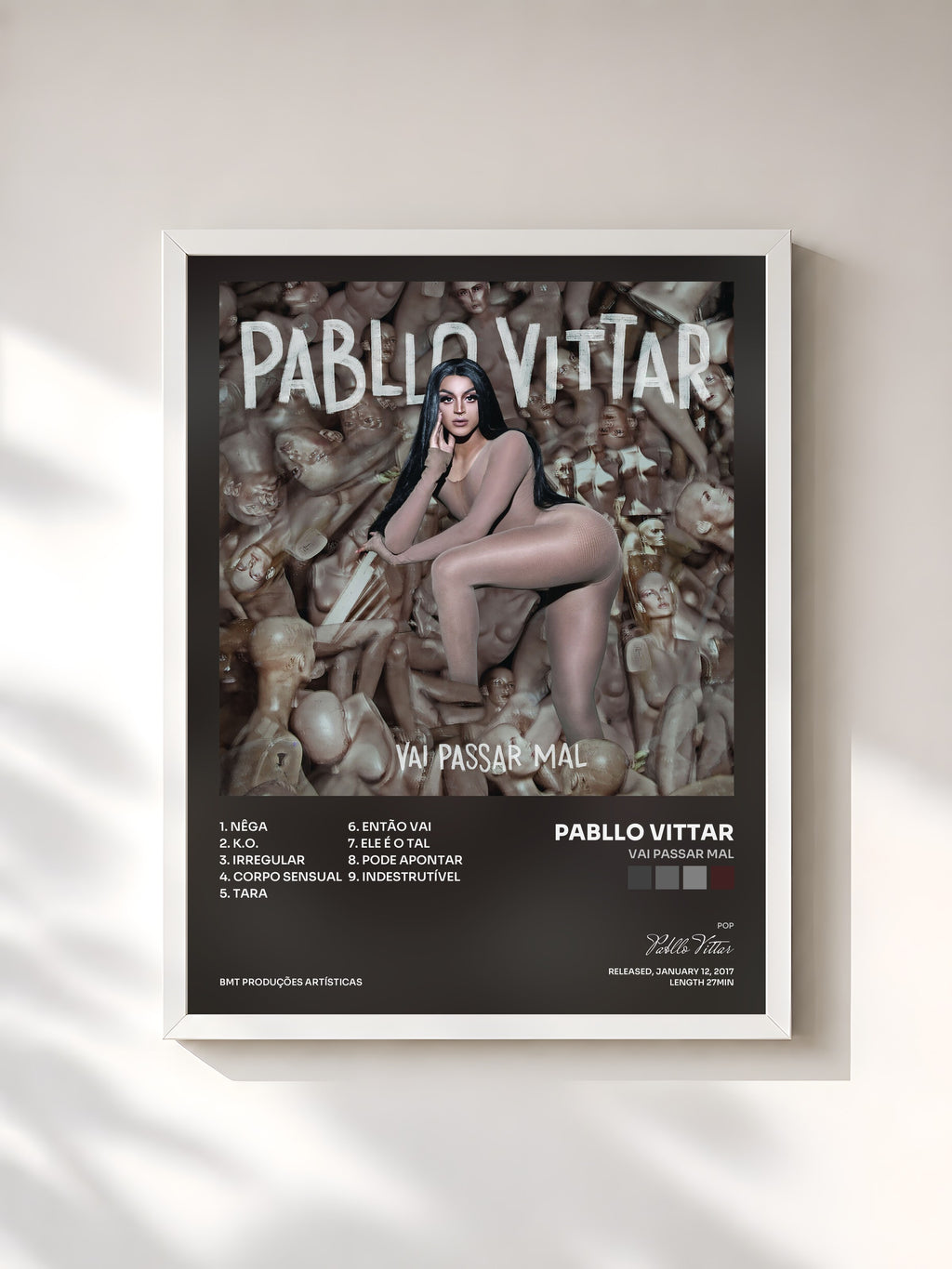 #blanc Tableau de l'album Vai Passar Mal de Pabllo Vittar, cadre blanc, imprimé et encadré en France