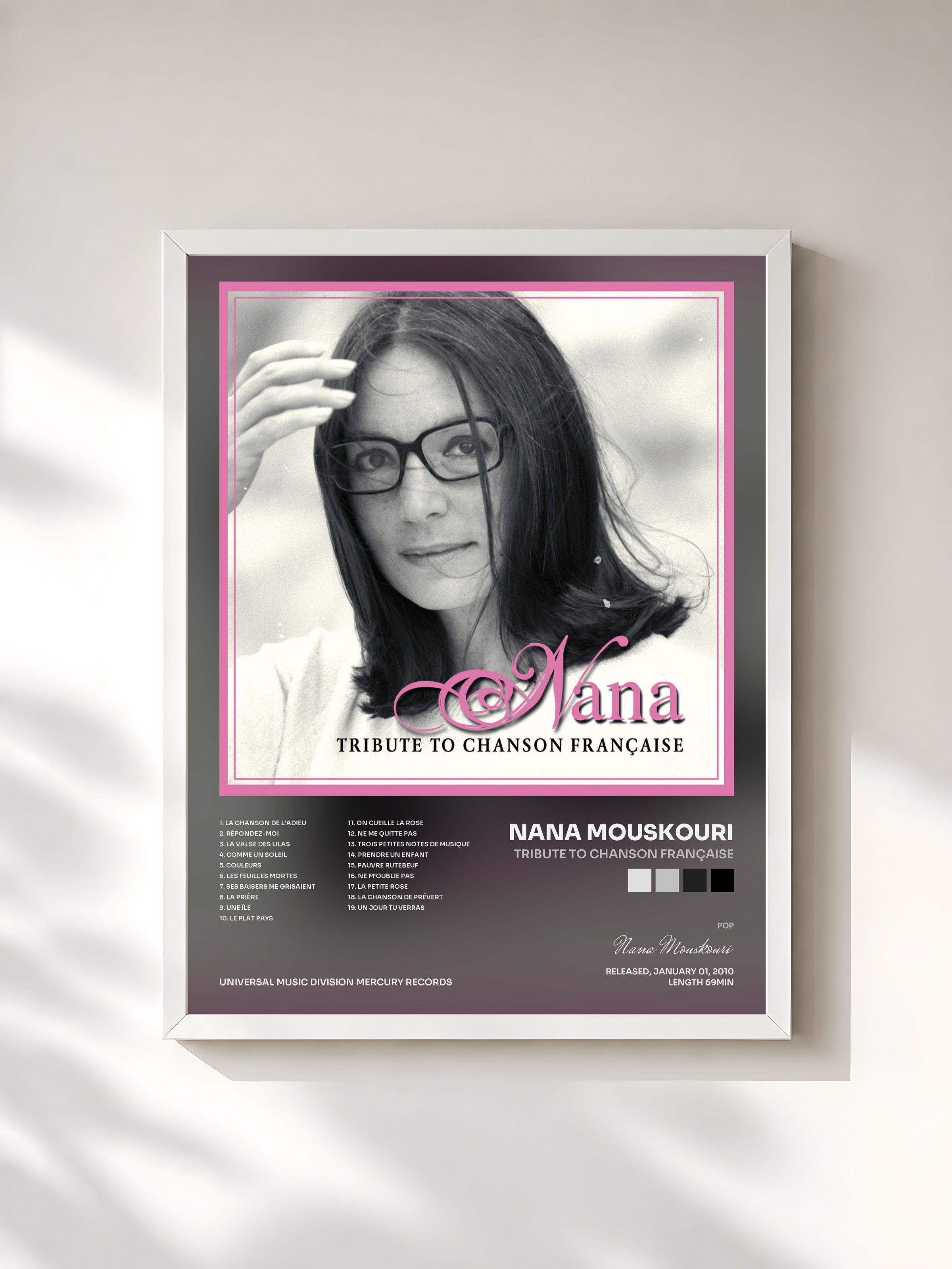 #blanc Tableau de l'album Tribute To Chanson Française de Nana Mouskouri, cadre blanc, imprimé et encadré en France