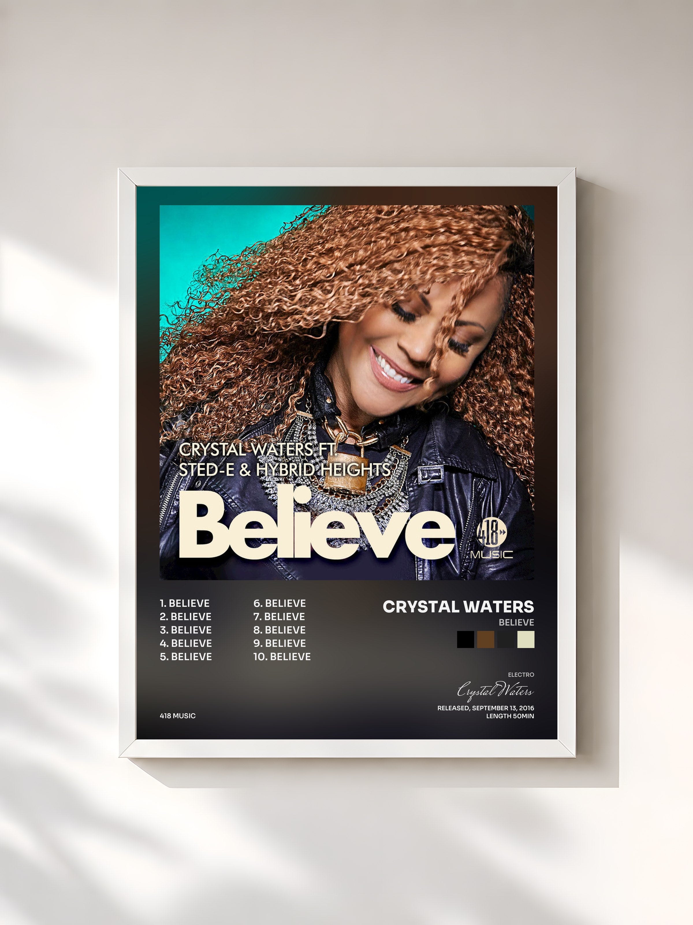 #blanc Tableau de l'album Believe de Crystal Waters, cadre blanc, imprimé et encadré en France