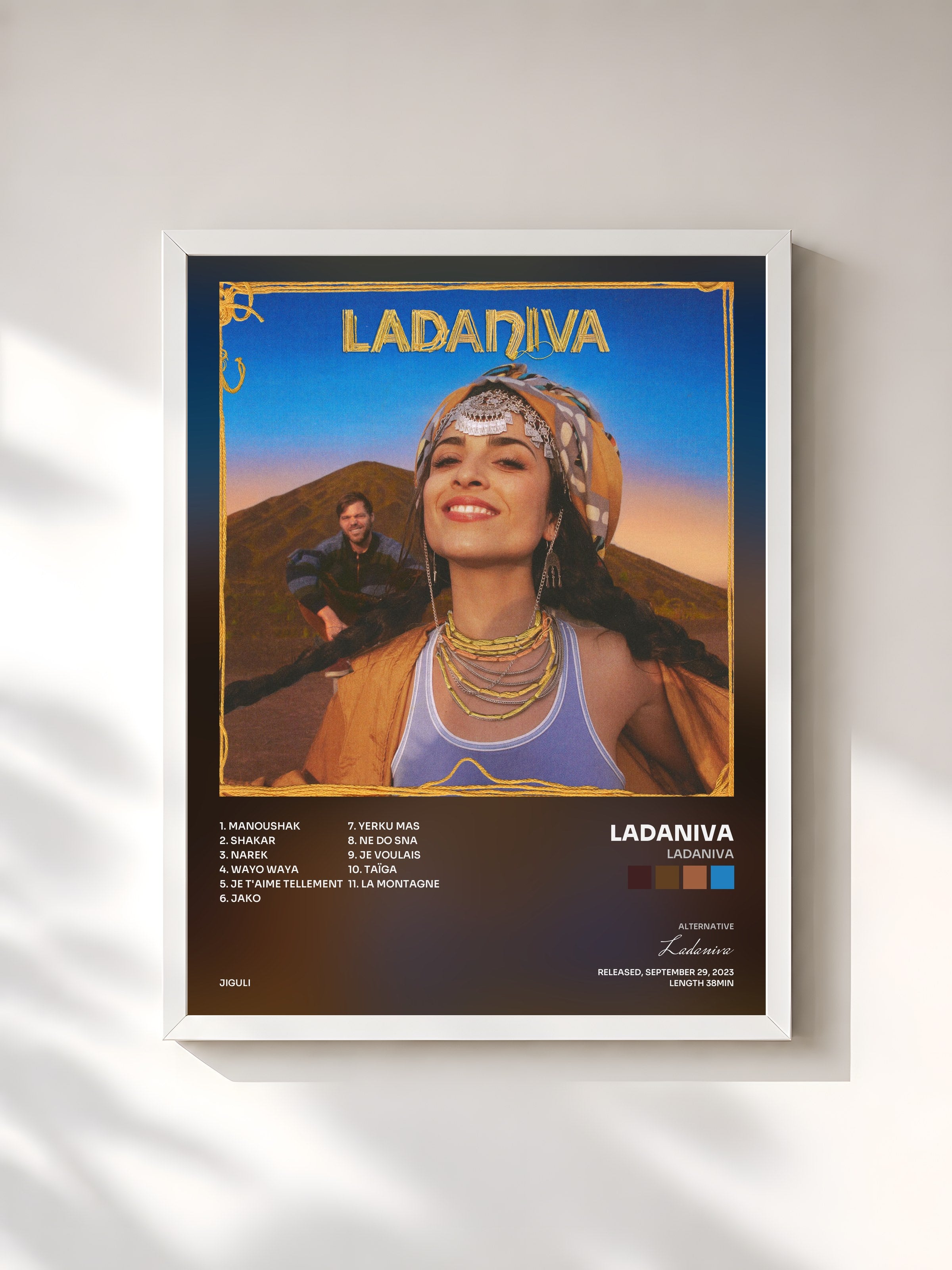 #blanc Tableau de l'album Ladaniva de Ladaniva, cadre blanc, imprimé et encadré en France