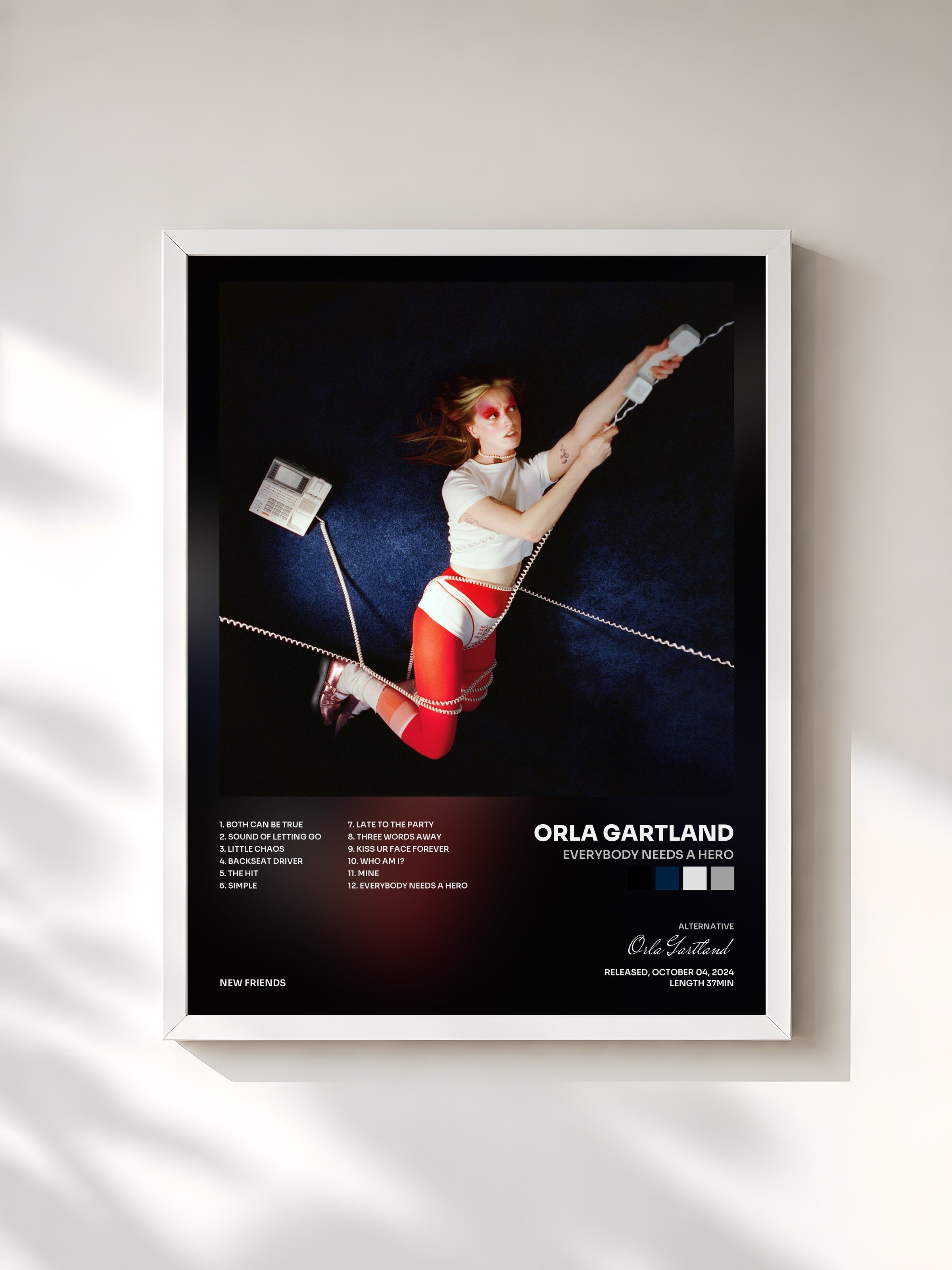 #blanc Tableau de l'album Everybody Needs a Hero de Orla Gartland, cadre blanc, imprimé et encadré en France