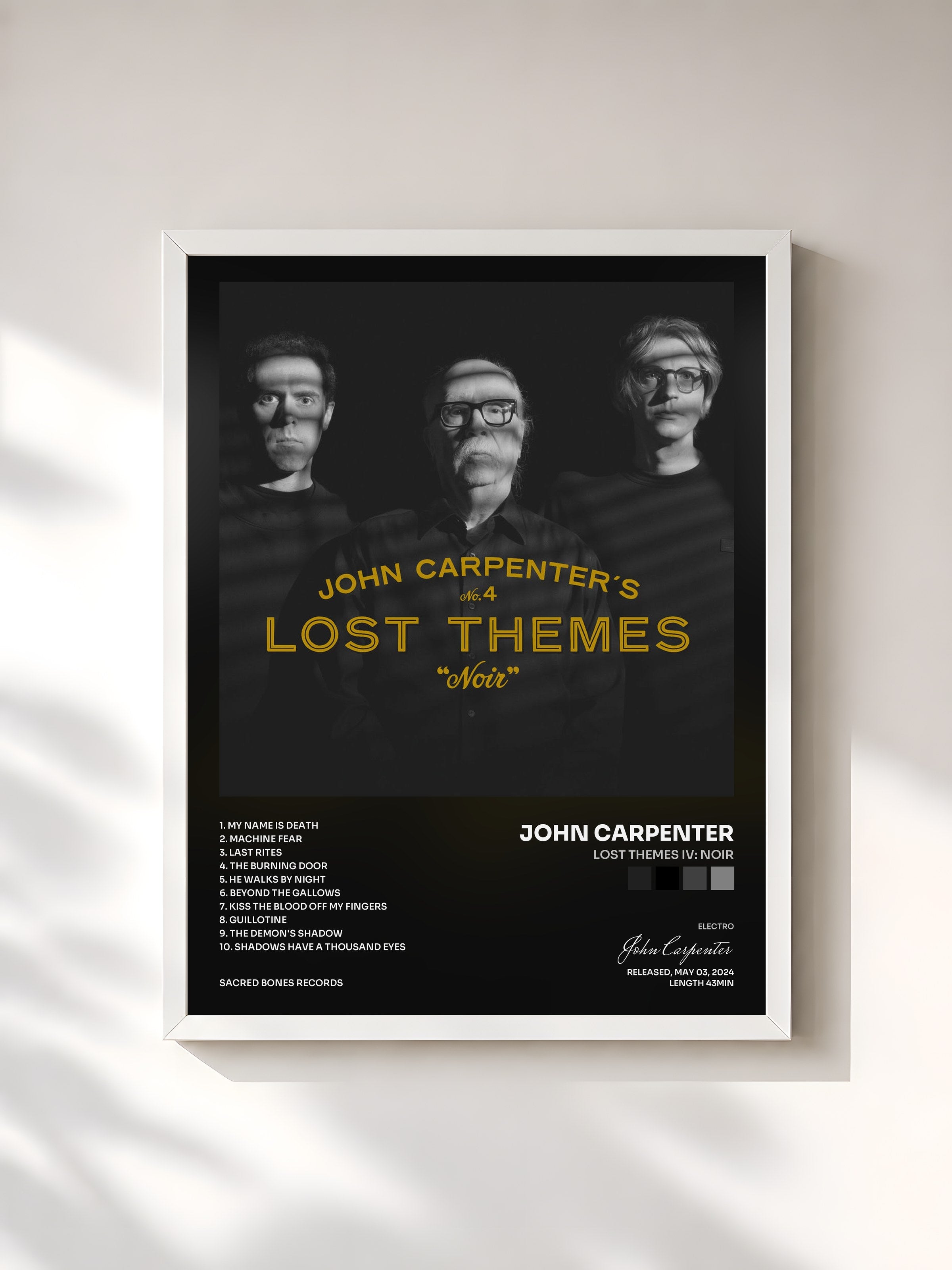 #blanc Tableau de l'album Lost Themes IV: Noir de John Carpenter, cadre blanc, imprimé et encadré en France
