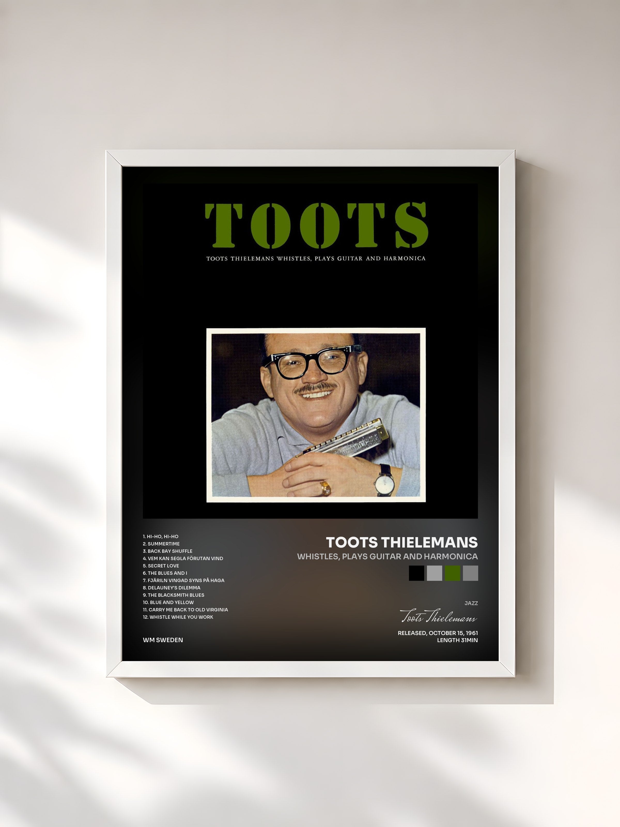 #blanc Tableau de l'album Whistles, Plays Guitar And Harmonica de Toots Thielemans, cadre blanc, imprimé et encadré en France