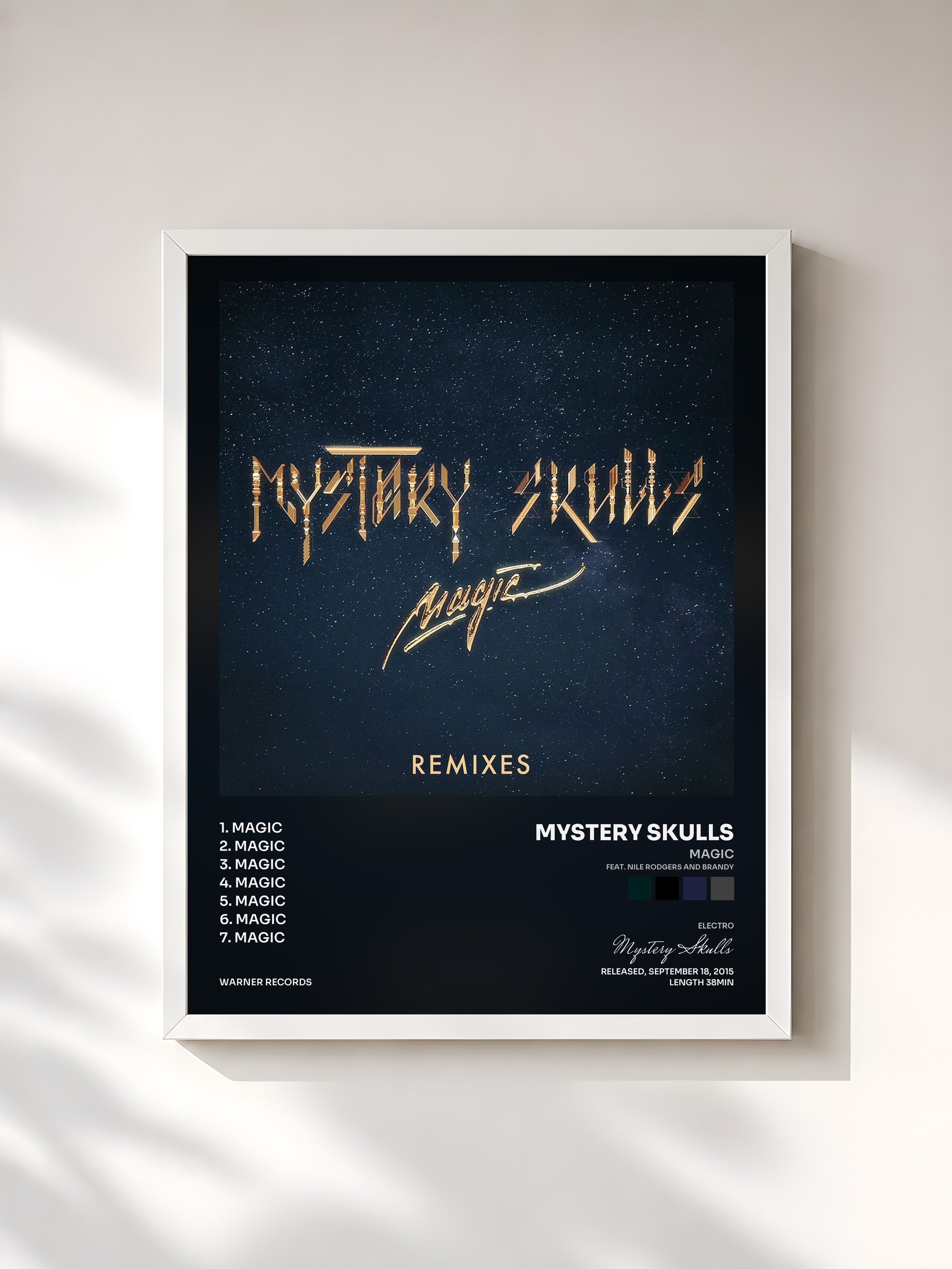 #blanc Tableau de l'album Magic (feat. Nile Rodgers and Brandy) [Remixes] de Mystery Skulls, cadre blanc, imprimé et encadré en France