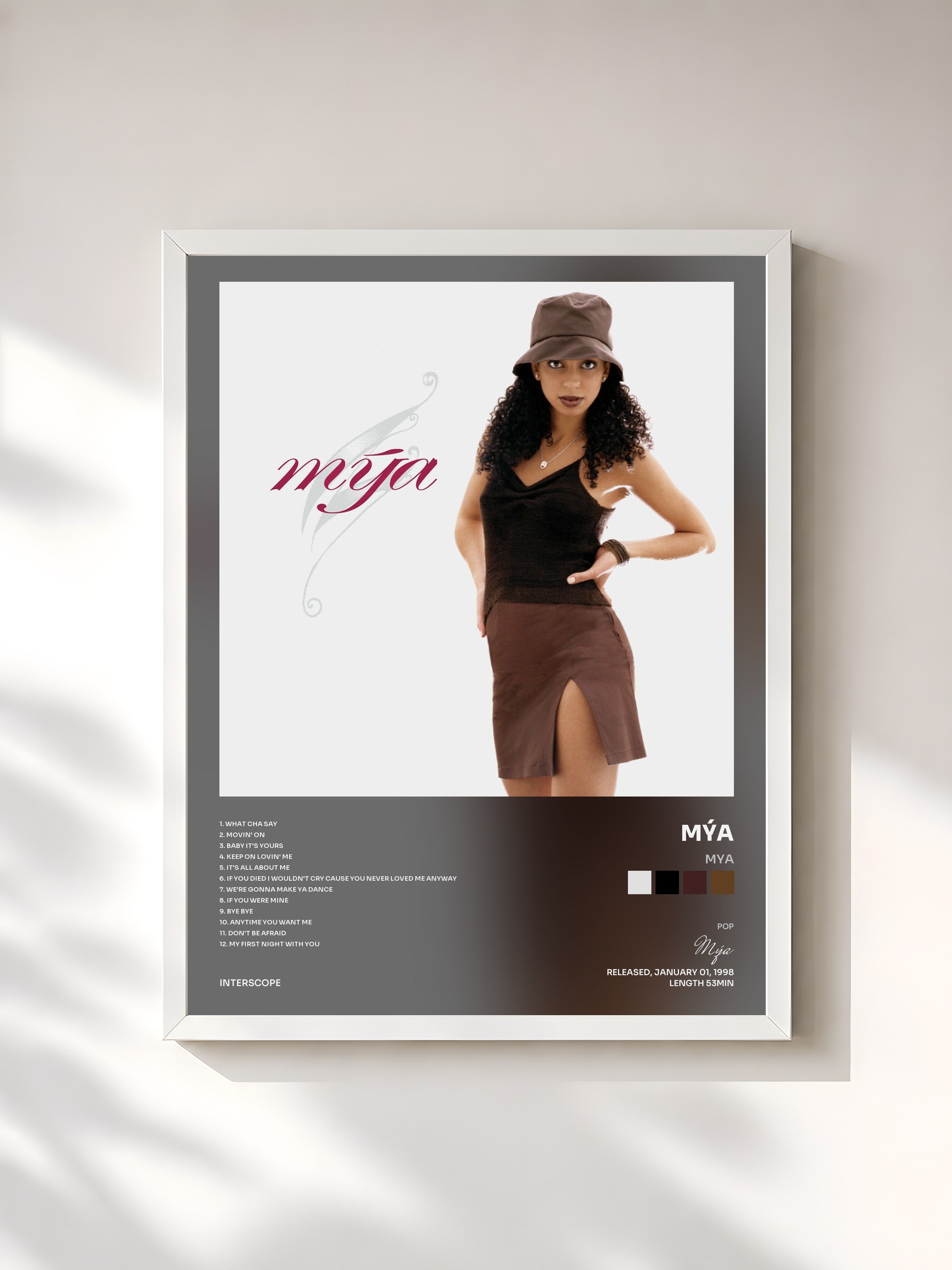 #blanc Tableau de l'album Mya de Mýa, cadre blanc, imprimé et encadré en France