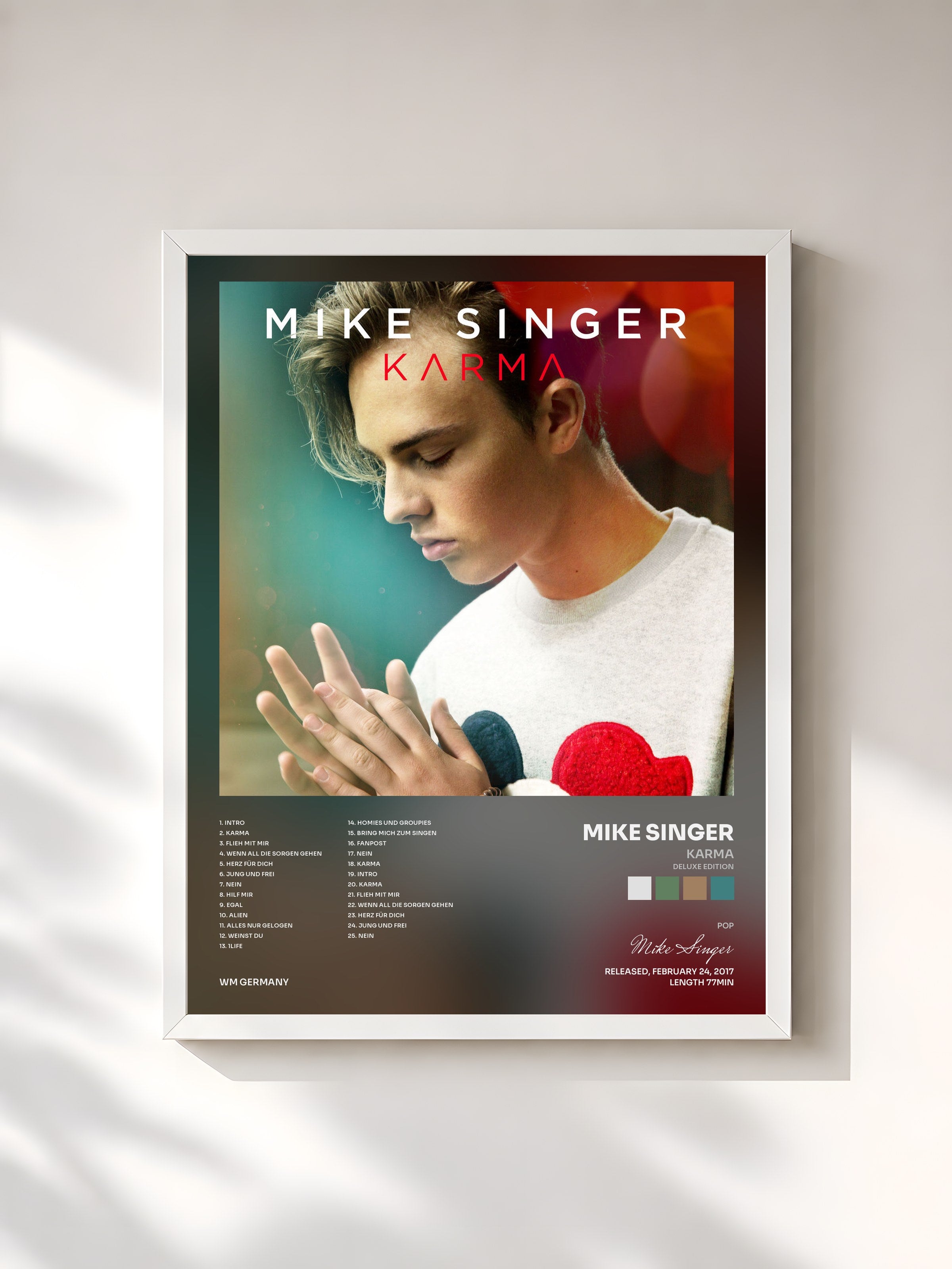 #blanc Tableau de l'album Karma (Deluxe Edition) de Mike Singer, cadre blanc, imprimé et encadré en France
