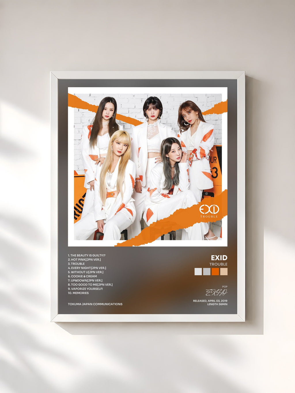 #blanc TROUBLE de EXID en lámina enmarcada, marco blanco, impresa y enmarcada en Francia