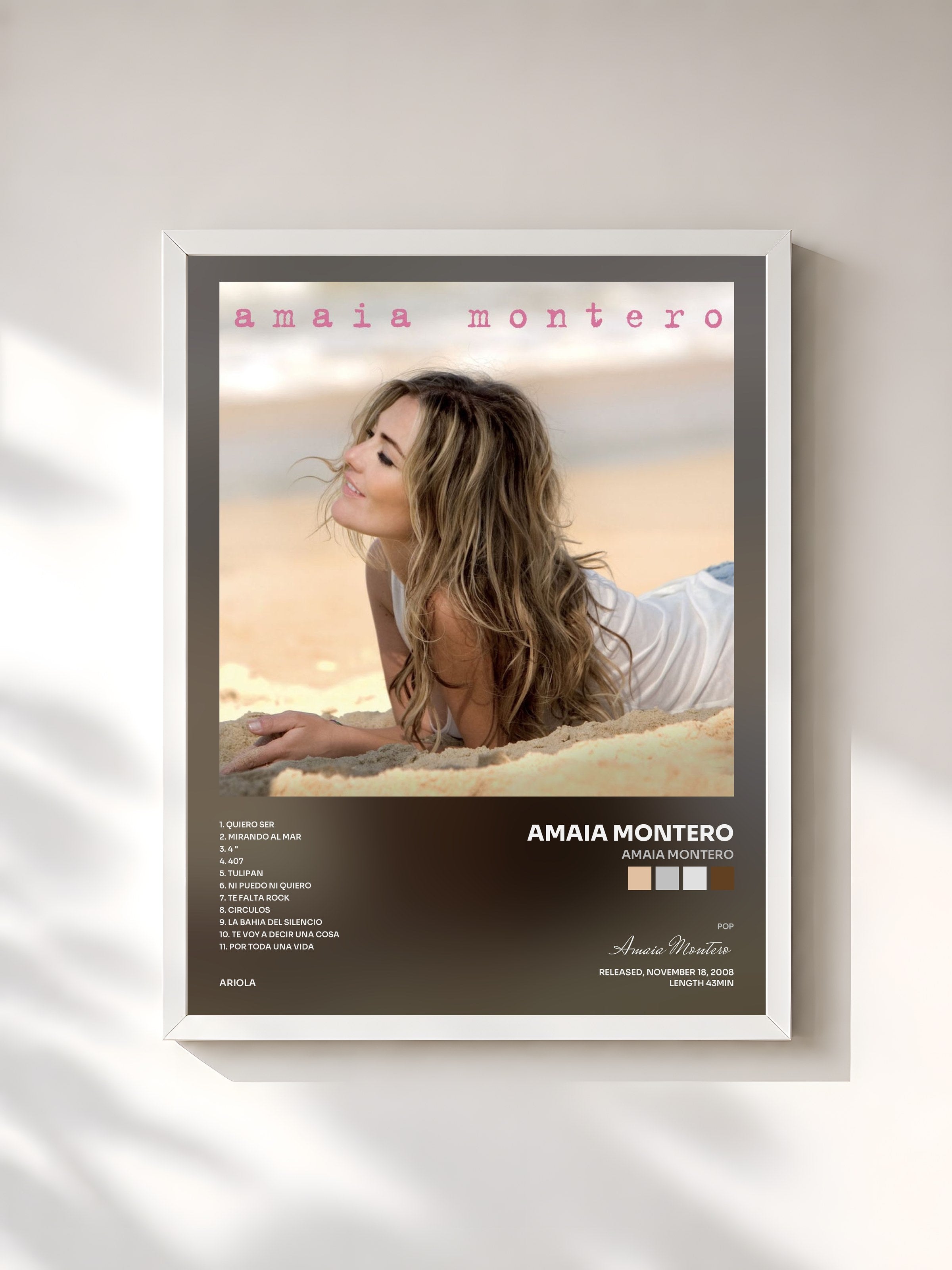 #blanc Tableau de l'album Amaia Montero de Amaia Montero, cadre blanc, imprimé et encadré en France