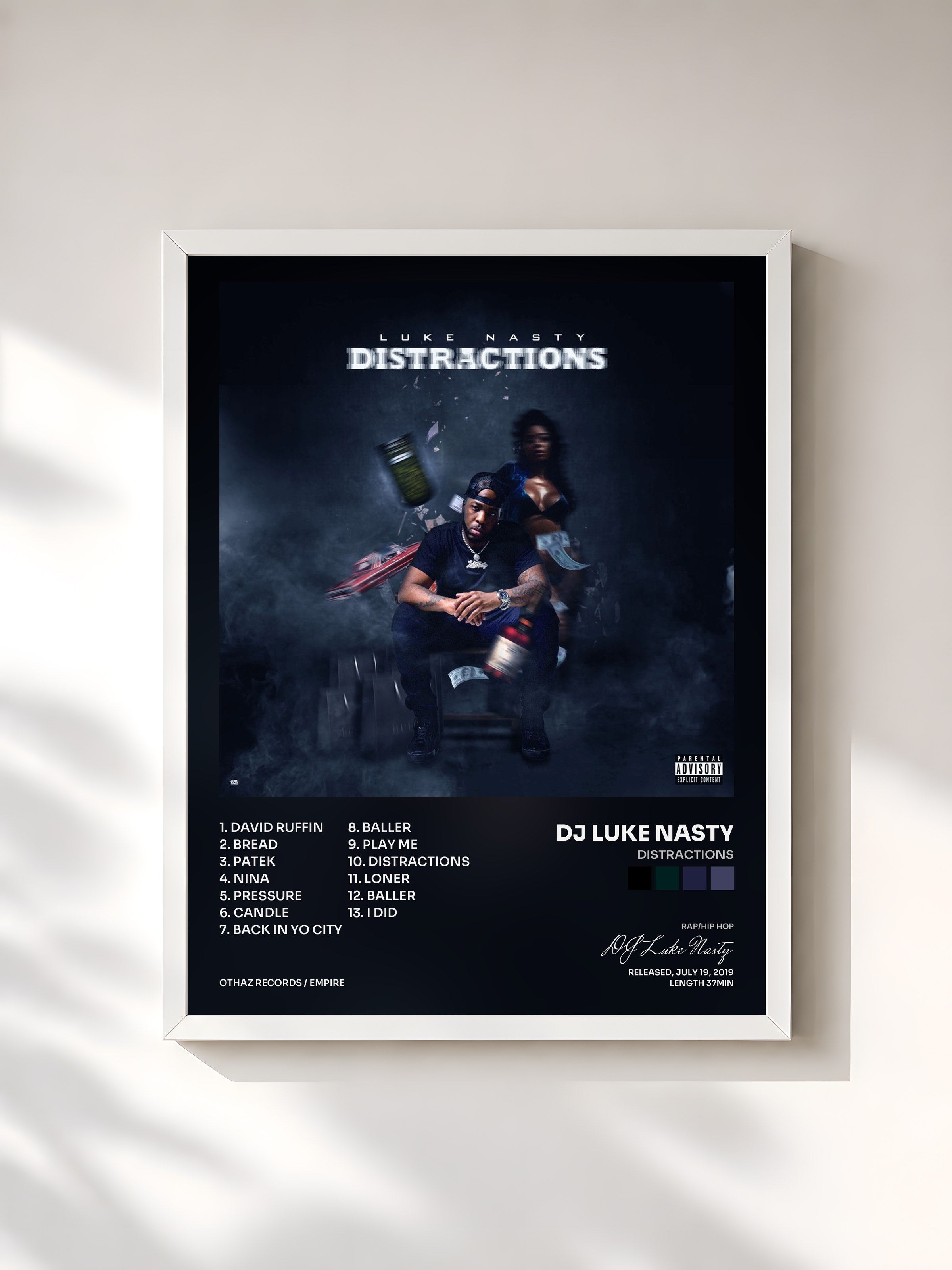 #blanc Tableau de l'album Distractions de DJ Luke Nasty, cadre blanc, imprimé et encadré en France