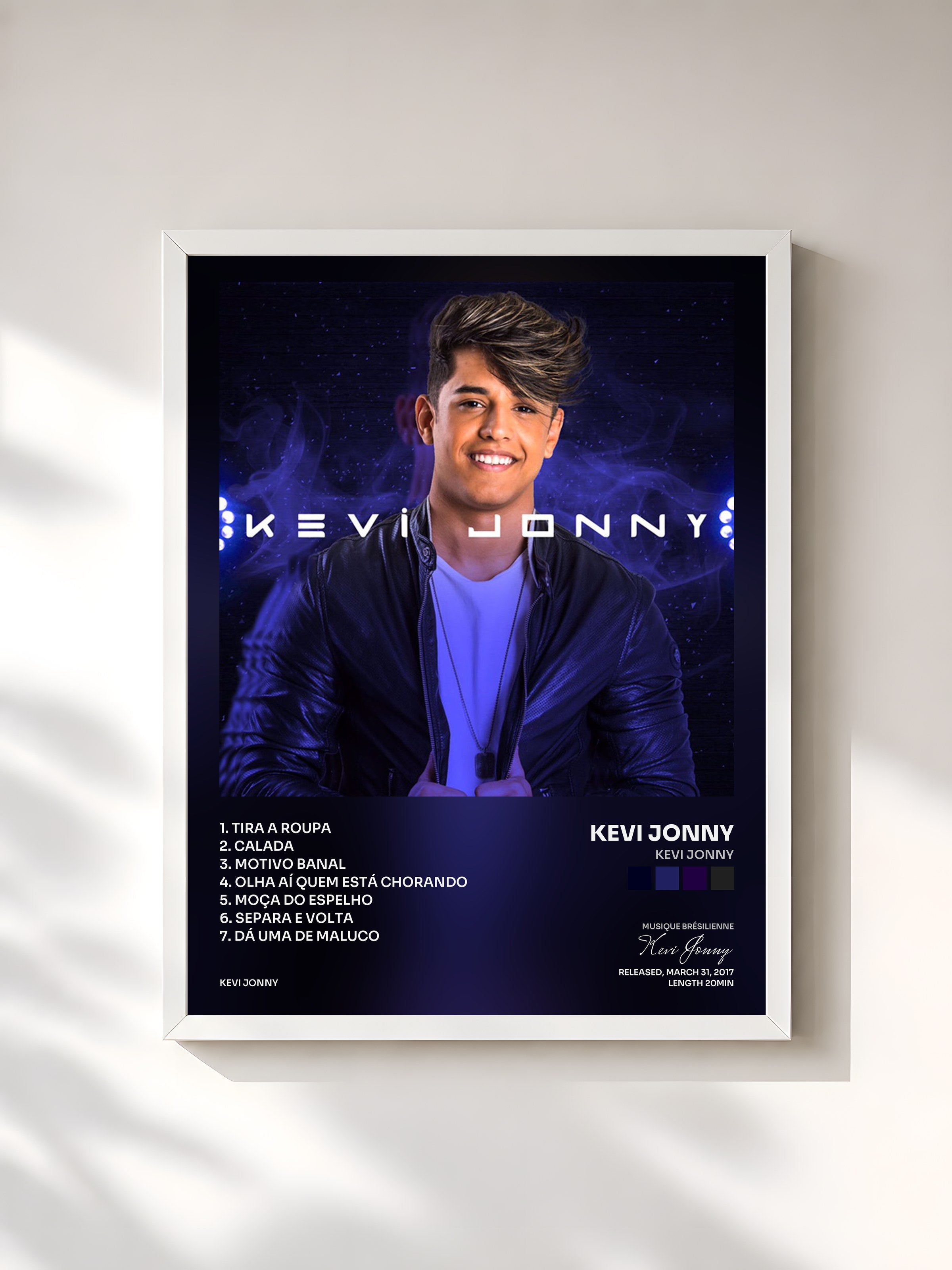 #blanc Tableau de l'album Kevi Jonny de Kevi Jonny, cadre blanc, imprimé et encadré en France