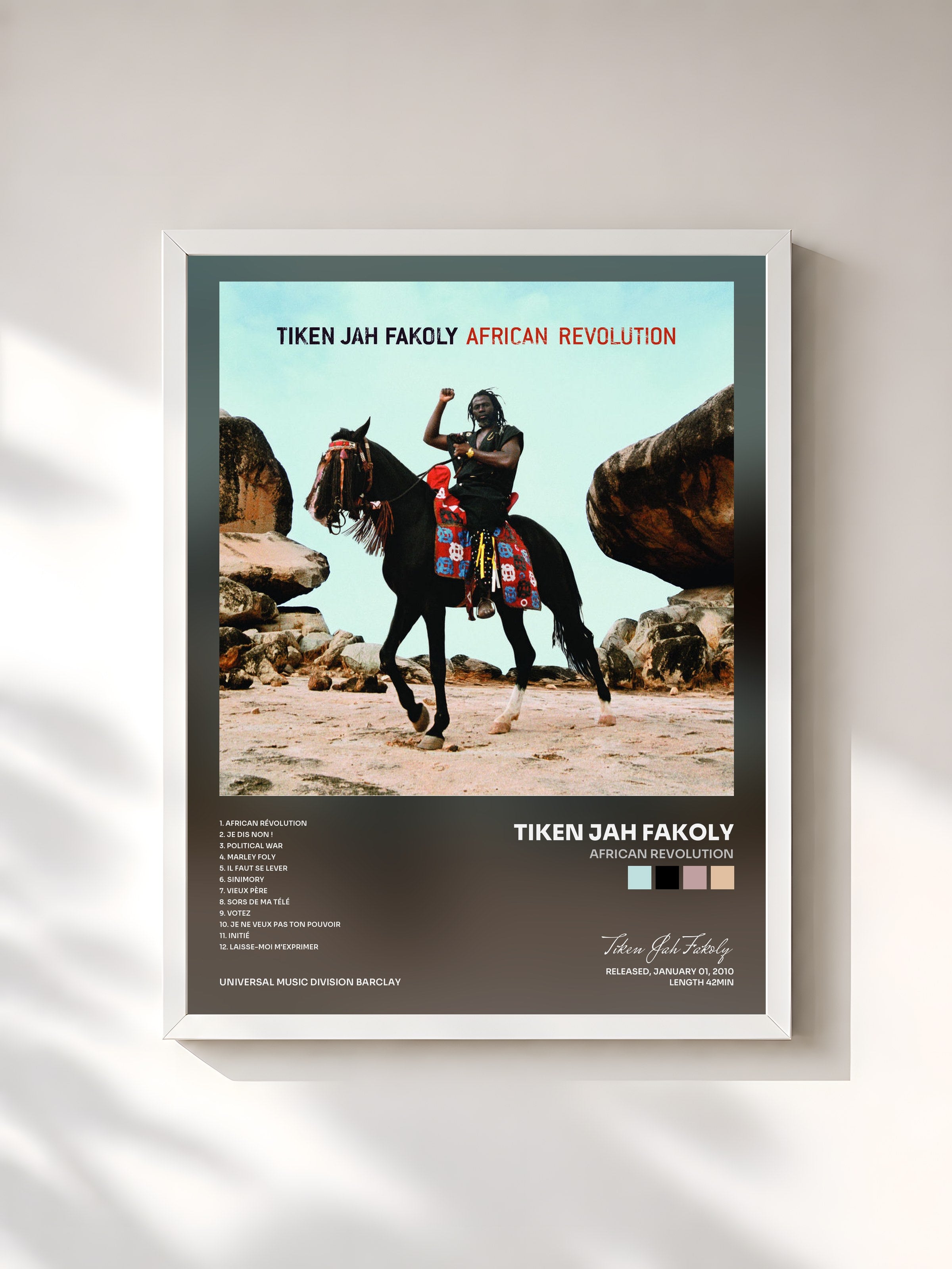 #blanc Tableau de l'album African Revolution de Tiken Jah Fakoly, cadre blanc, imprimé et encadré en France