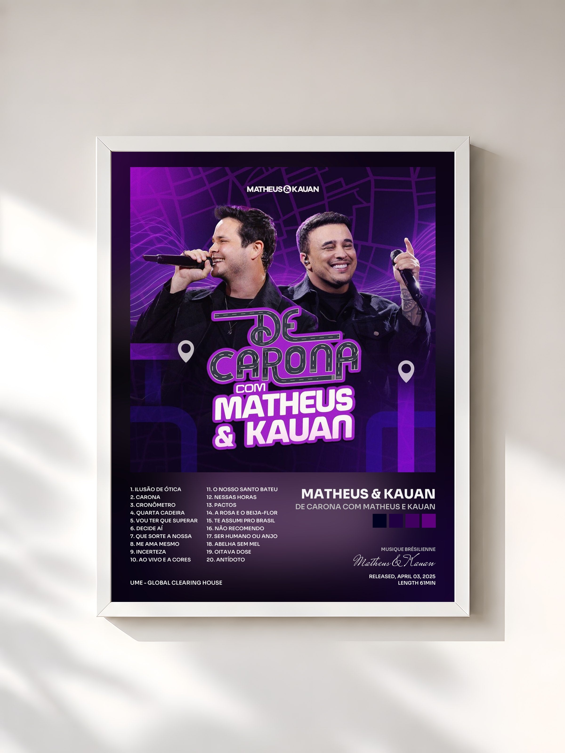 #blanc Tableau de l'album De Carona com Matheus e Kauan de Matheus & Kauan, cadre blanc, imprimé et encadré en France