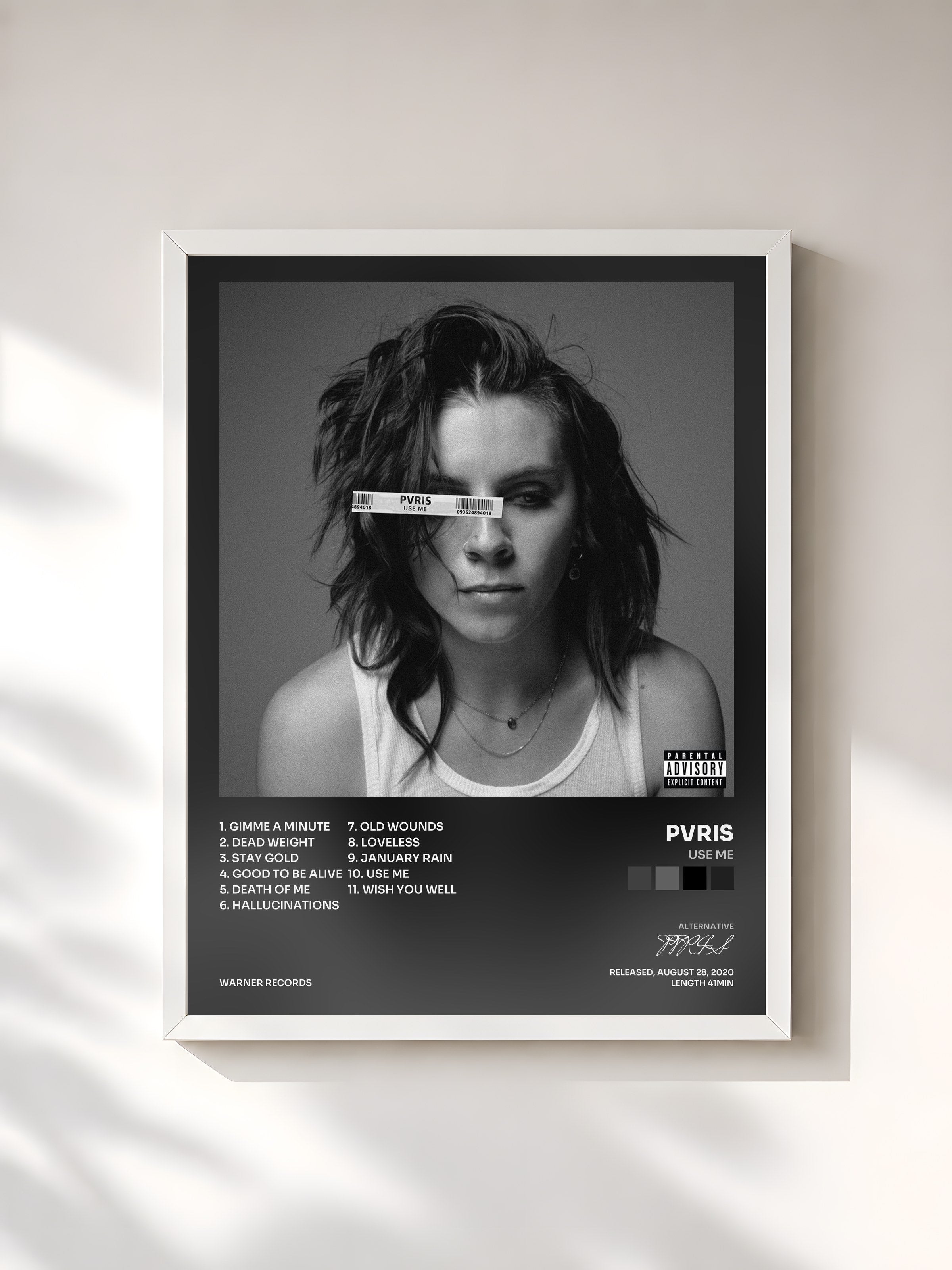 #blanc Tableau de l'album Use Me de PVRIS, cadre blanc, imprimé et encadré en France