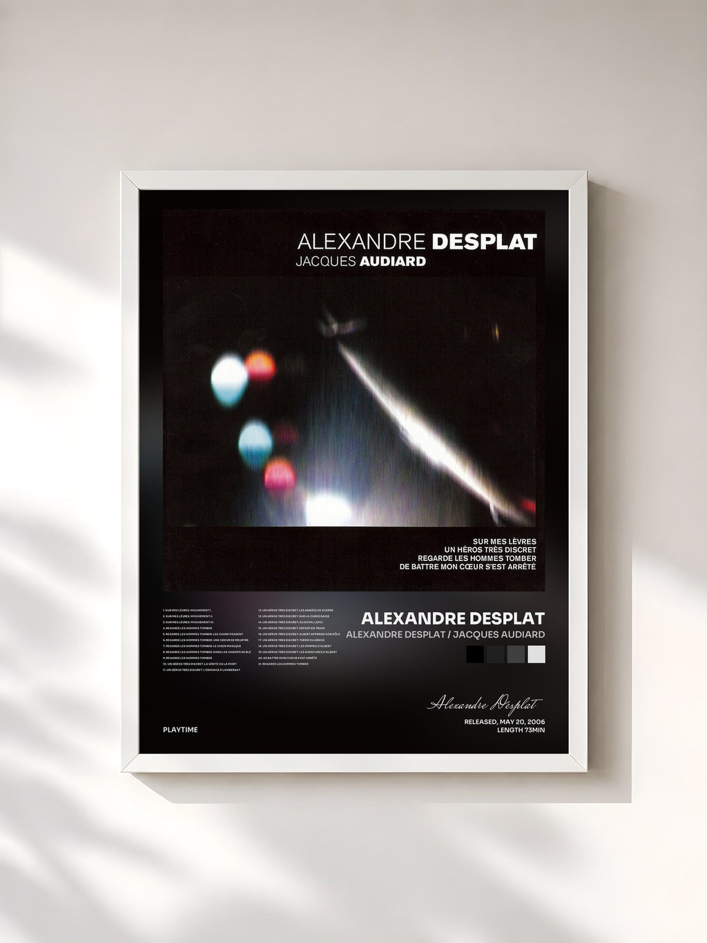 #blanc Alexandre Desplat / Jacques Audiard de Alexandre Desplat en lámina enmarcada, marco blanco, impresa y enmarcada en Francia