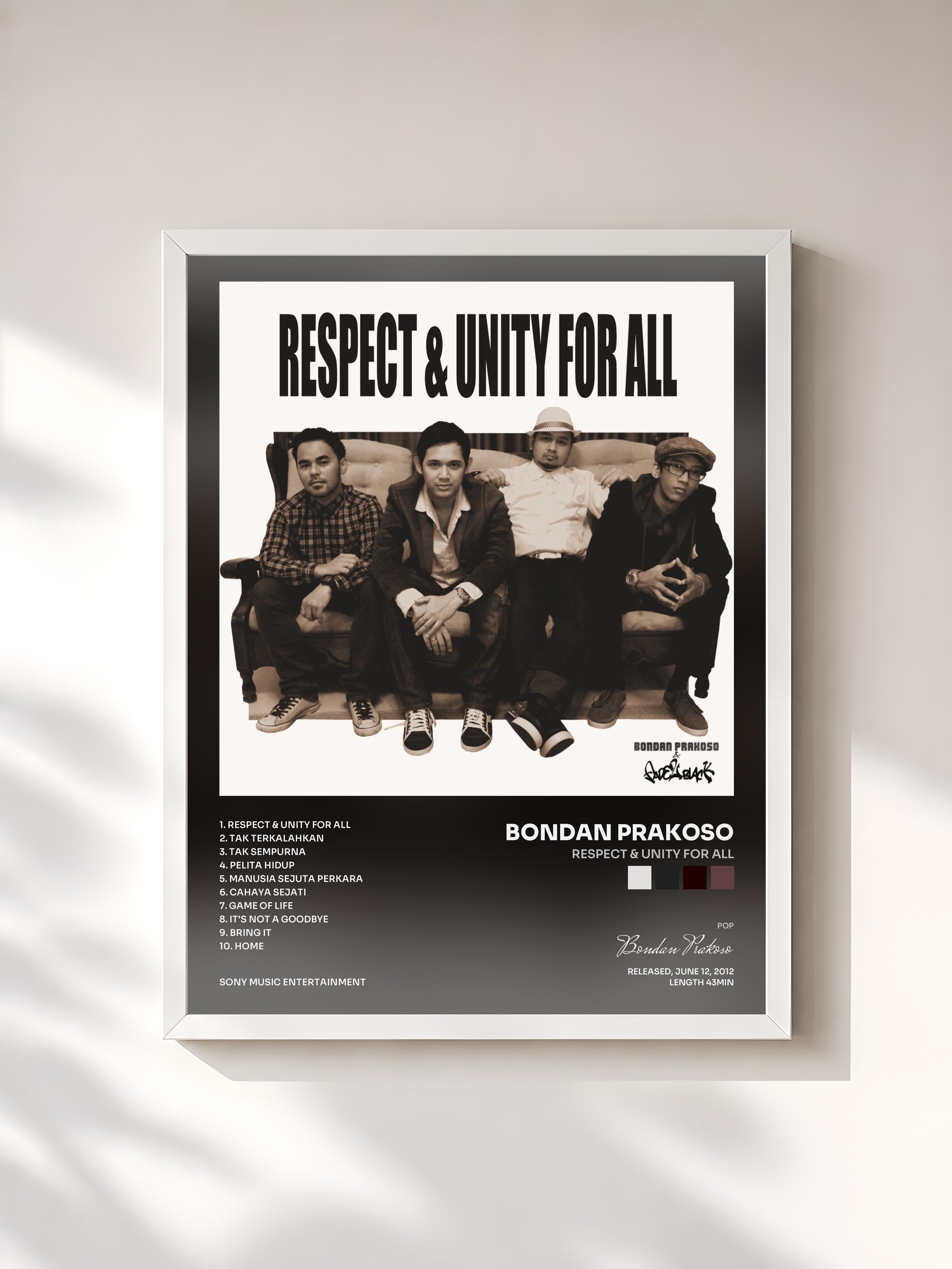 #blanc Tableau de l'album Respect & Unity For All de Bondan Prakoso, cadre blanc, imprimé et encadré en France