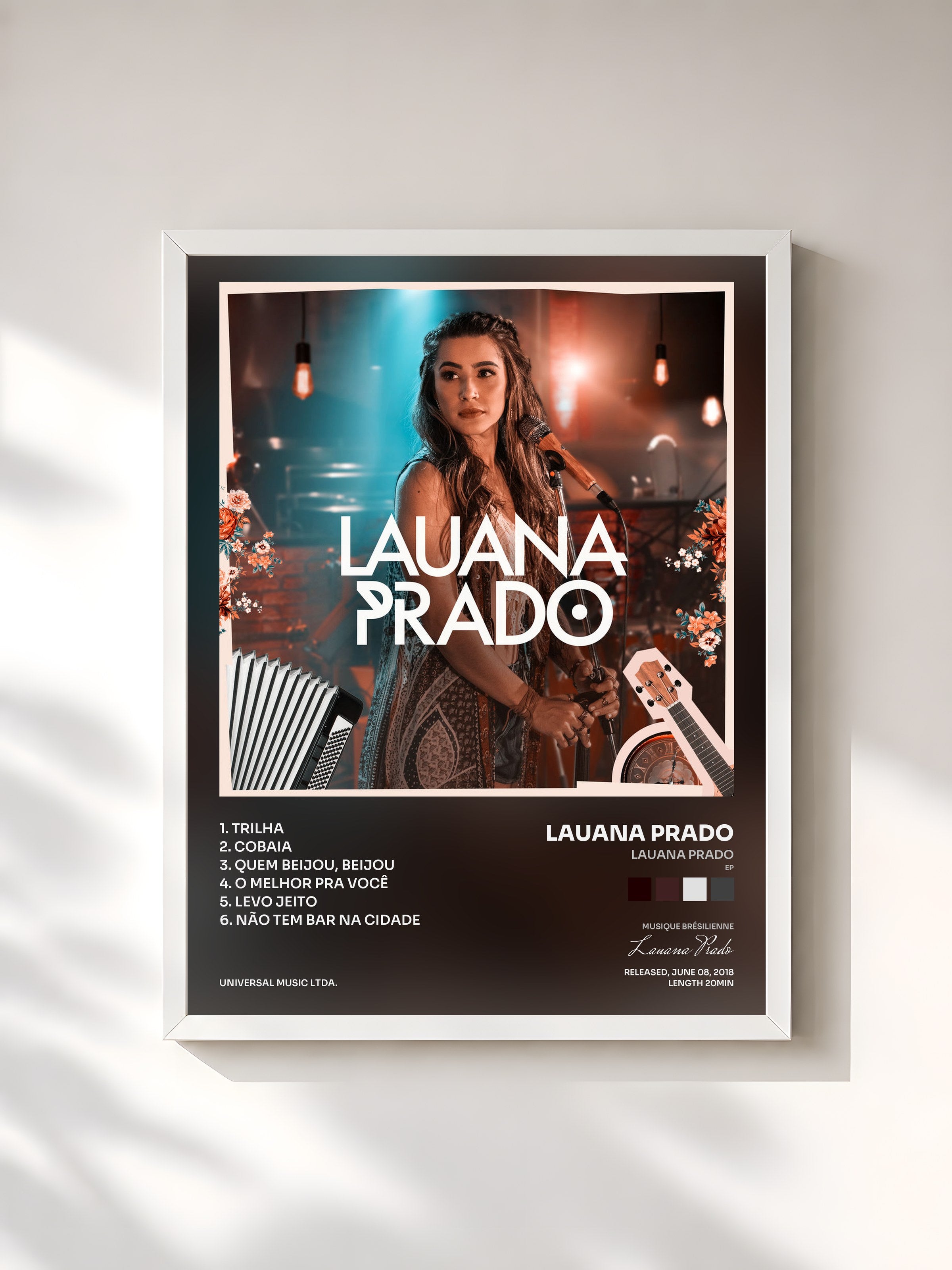 #blanc Tableau de l'album Lauana Prado (EP) de Lauana Prado, cadre blanc, imprimé et encadré en France