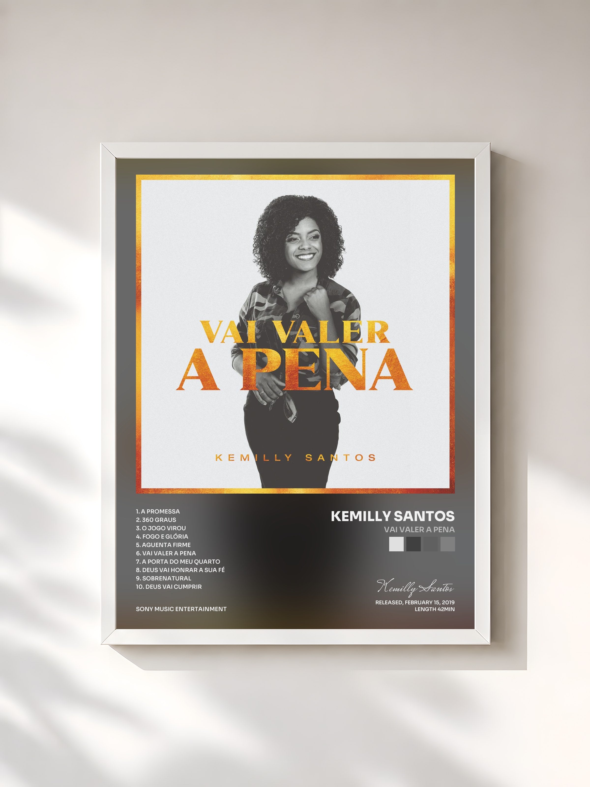 #blanc Tableau de l'album Vai Valer a Pena de Kemilly Santos, cadre blanc, imprimé et encadré en France