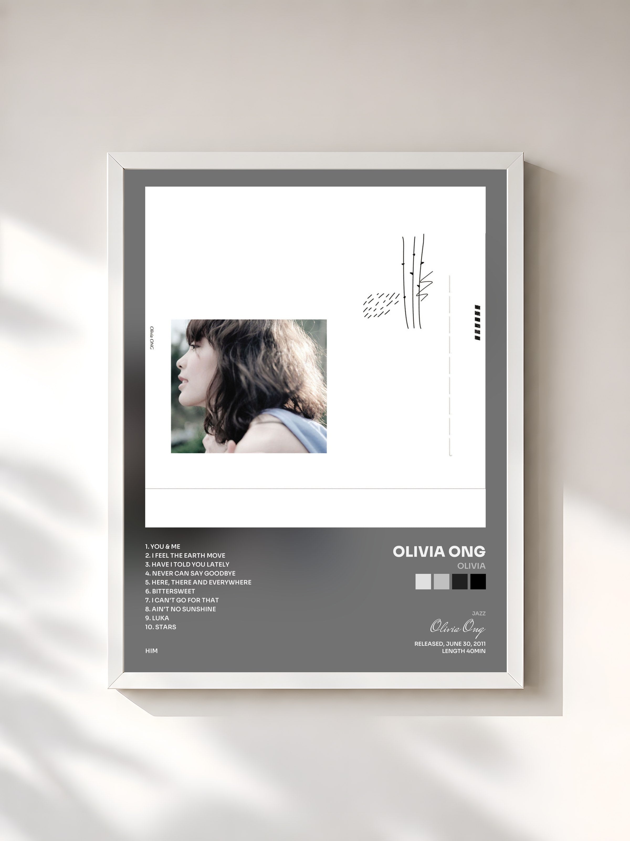 #blanc Tableau de l'album Olivia de Olivia Ong, cadre blanc, imprimé et encadré en France