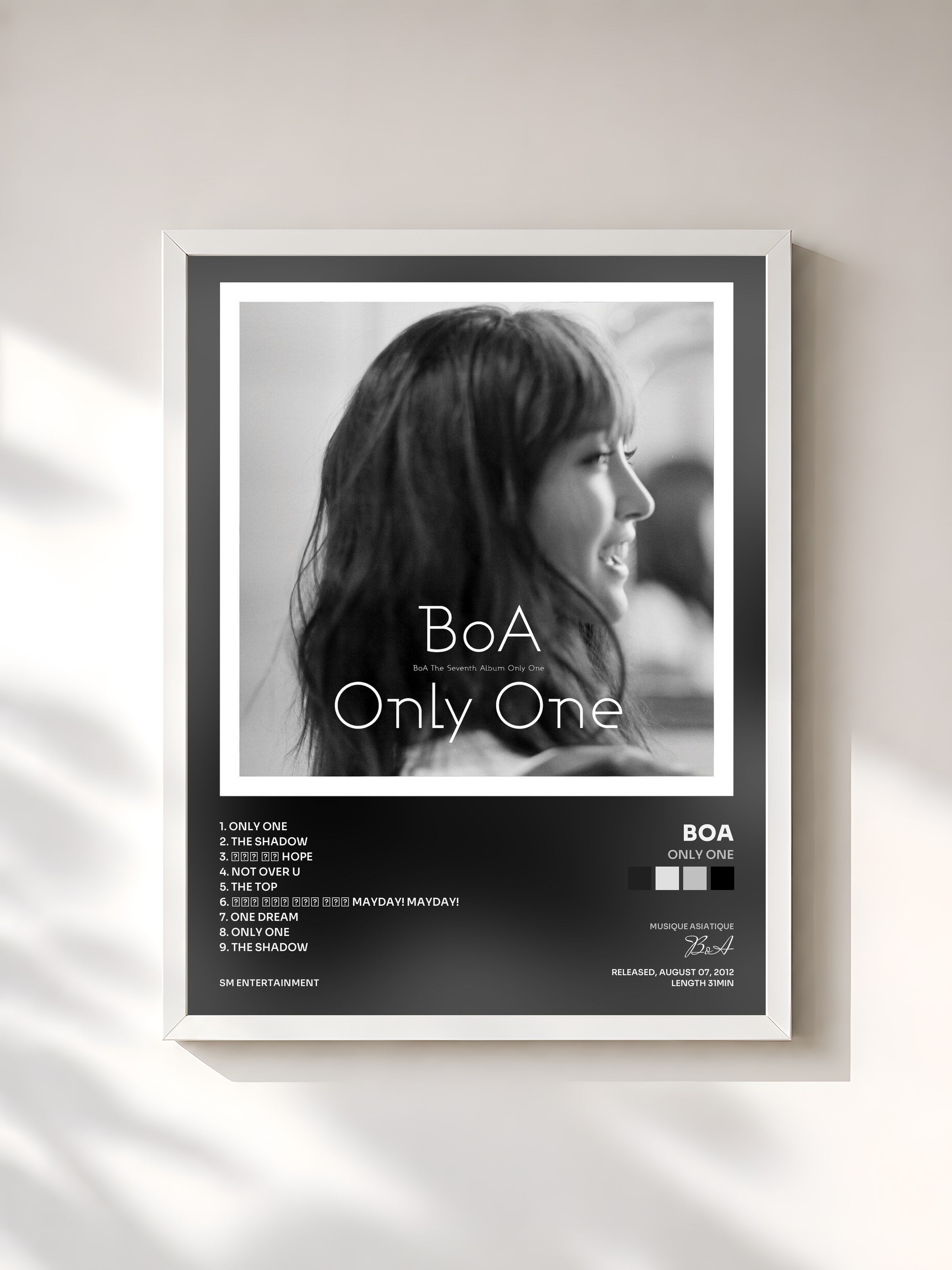 #blanc Tableau de l'album Only One de BoA, cadre blanc, imprimé et encadré en France