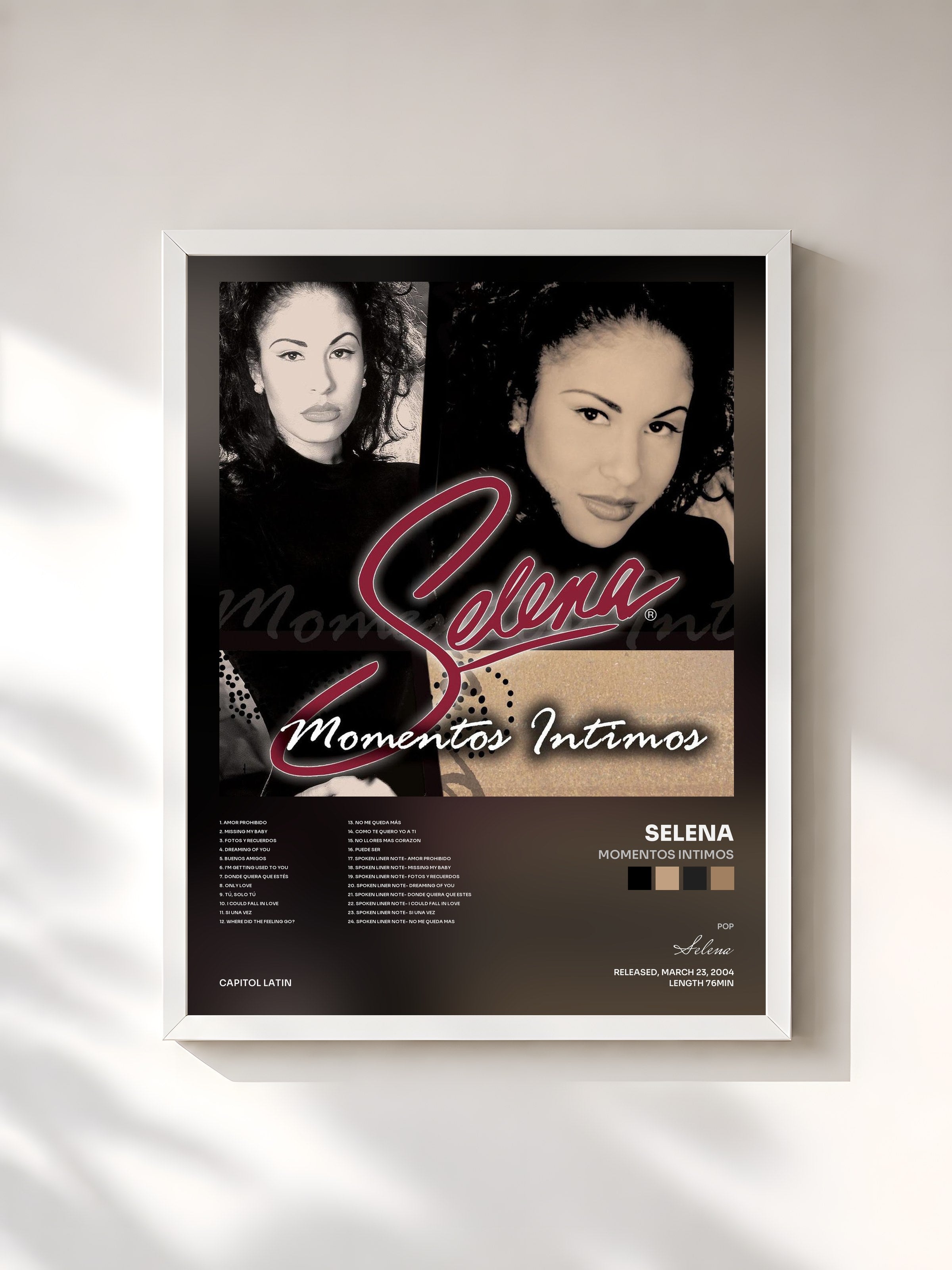 #blanc Tableau de l'album Momentos Intimos de Selena, cadre blanc, imprimé et encadré en France