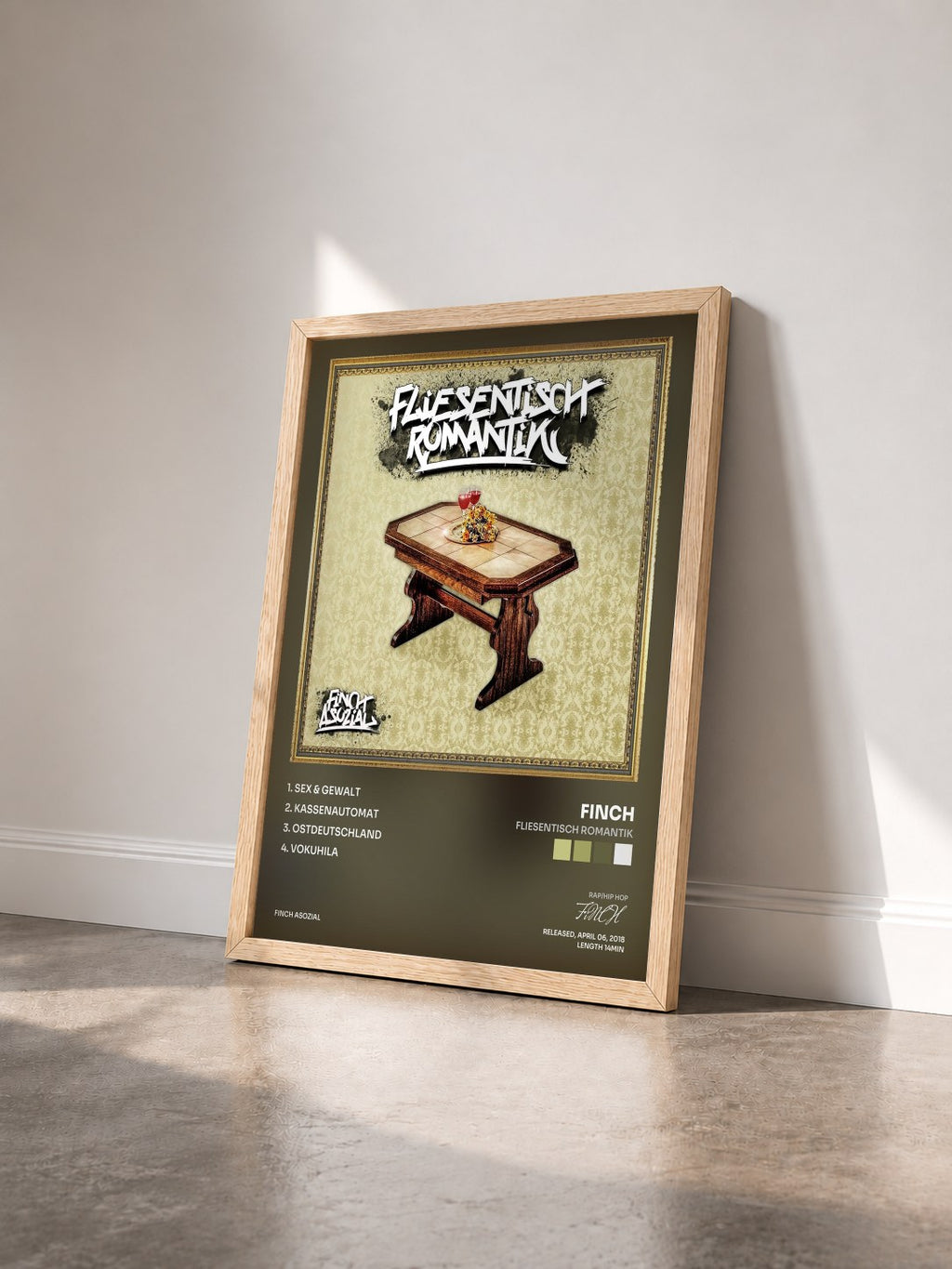 #bois Tableau de l'album Fliesentisch Romantik de FiNCH vu de trois quarts, cadre en bois brut
