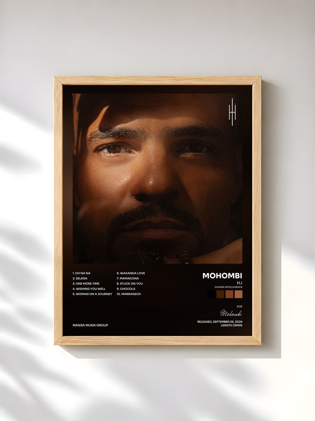 #bois Tableau de l'album H.I (Human Intelligence) de Mohombi, cadre en bois brut, imprimé et encadré en France