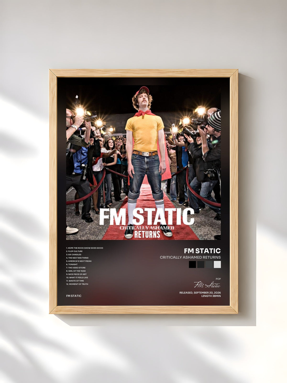 #bois Tableau de l'album Critically Ashamed Returns de FM Static, cadre en bois brut, imprimé et encadré en France