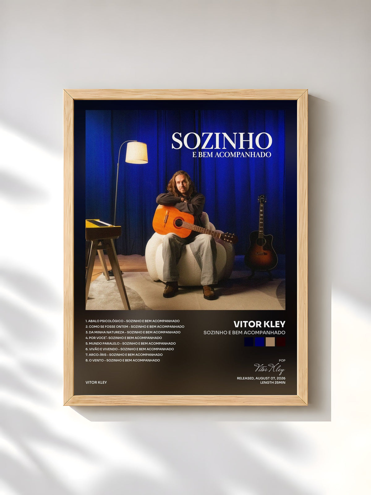 #bois Tableau de l'album Sozinho e Bem Acompanhado de Vitor Kley, cadre en bois brut, imprimé et encadré en France