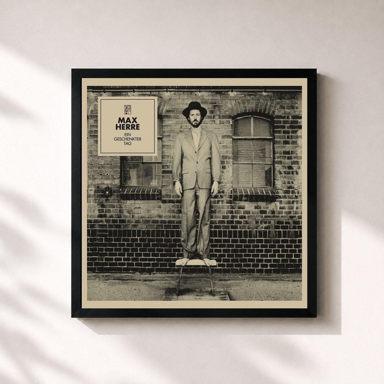 #noir Tableau carré de l'album Ein Geschenkter Tag de Max Herre, cadre noir 32x32 cm
