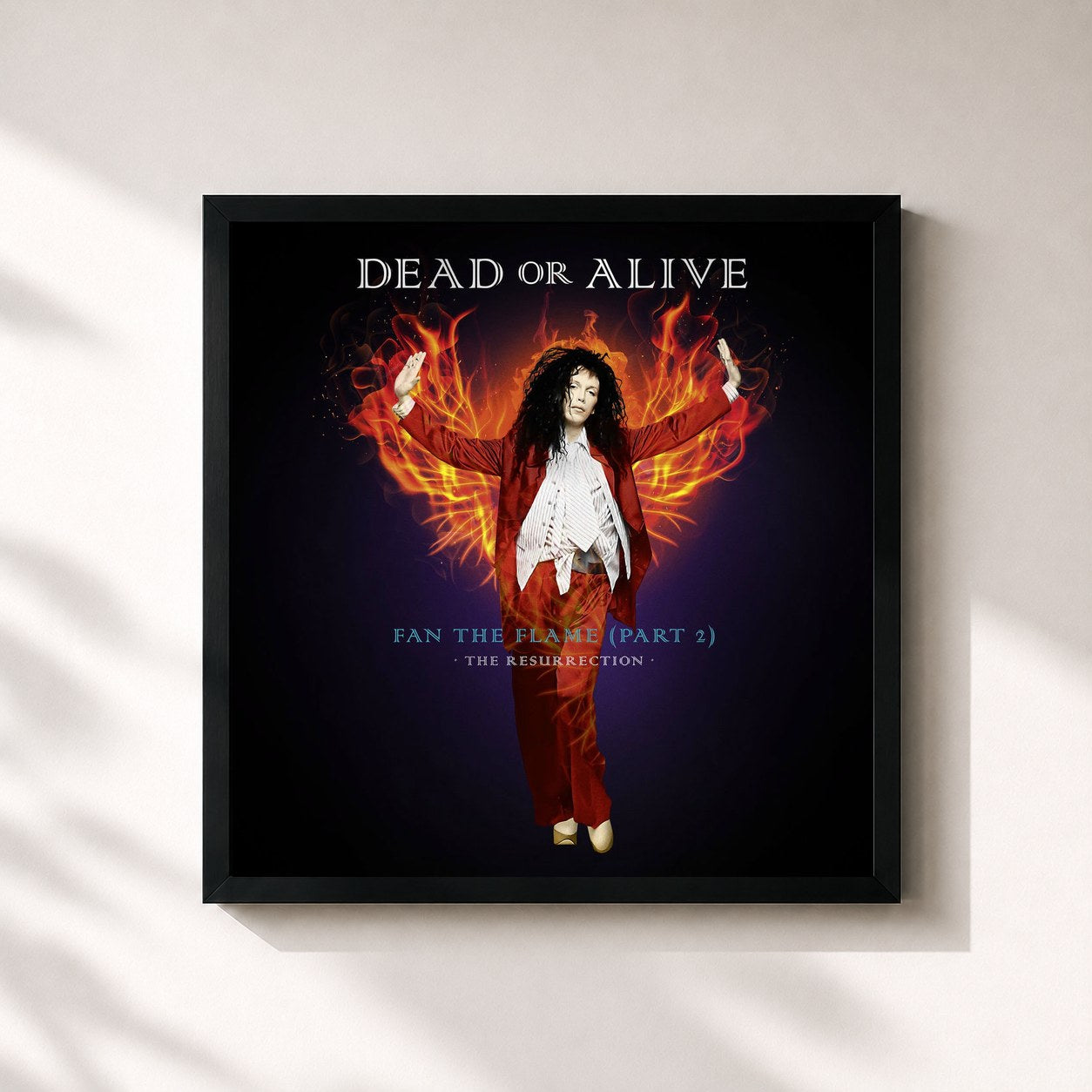 #noir Tableau carré de l'album Fan the Flame (Pt. 2) (The Resurrection) de Dead or Alive, cadre noir 32x32 cm