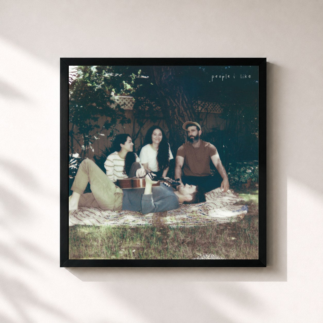 #noir Tableau carré de l'album people i like de Kina Grannis, cadre noir 32x32 cm