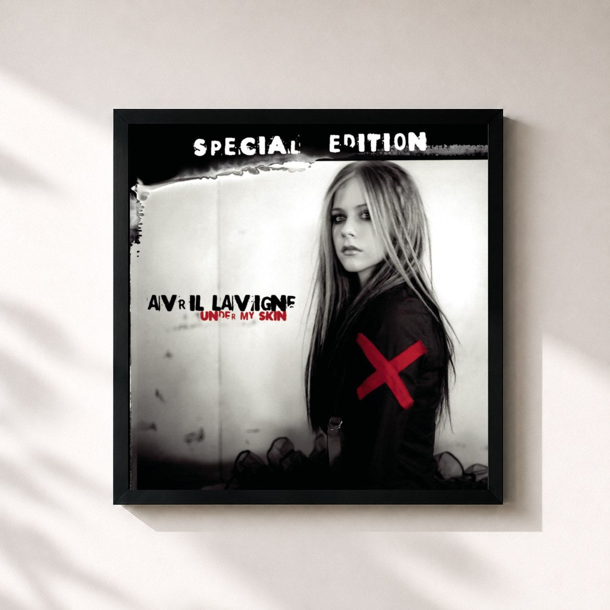 #noir Tableau carré de l'album Under My Skin de Avril Lavigne, cadre noir 32x32 cm