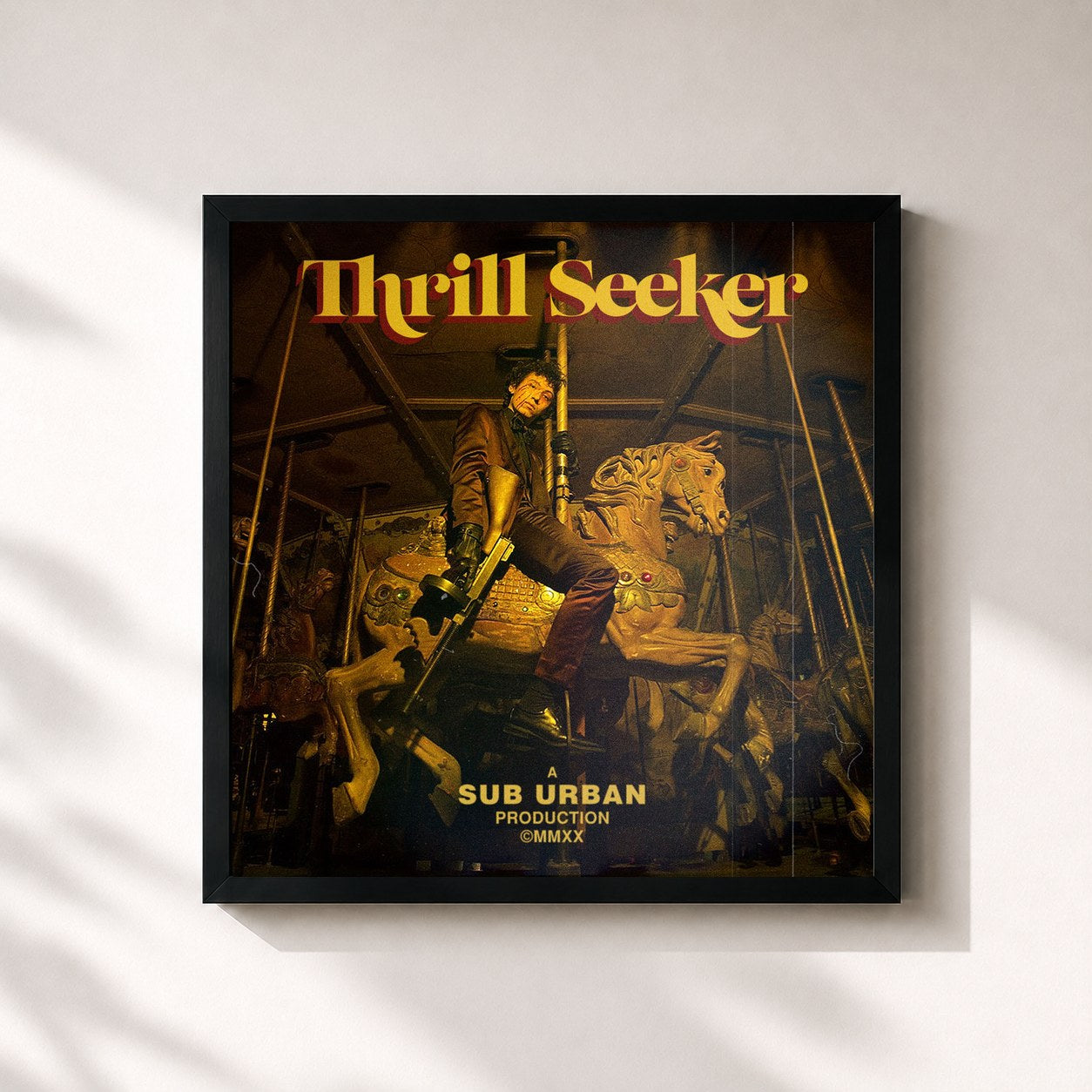 #noir Tableau carré de l'album Thrill Seeker de Sub Urban, cadre noir 32x32 cm